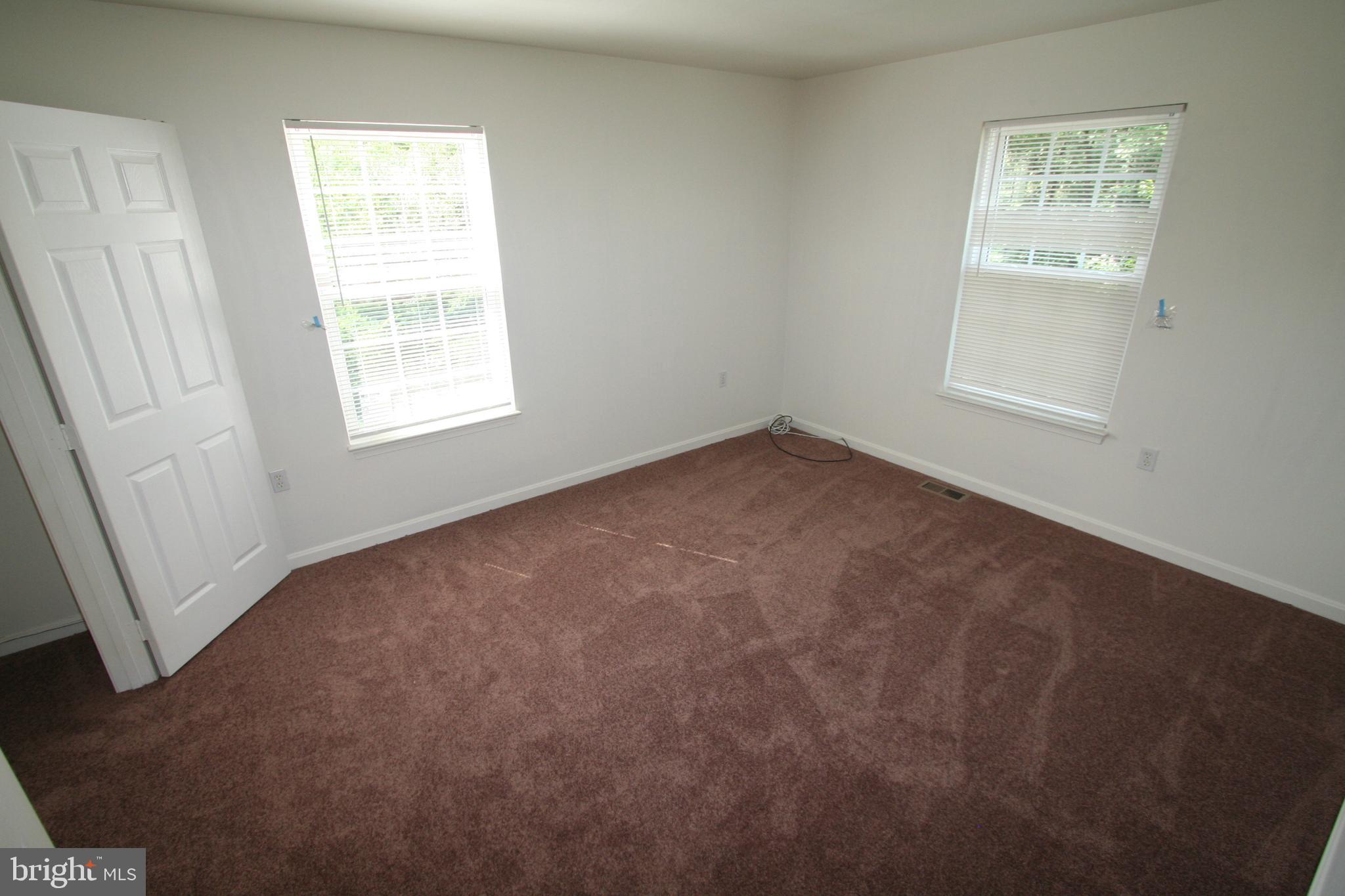 HAMLET WOODS - Residential Lease