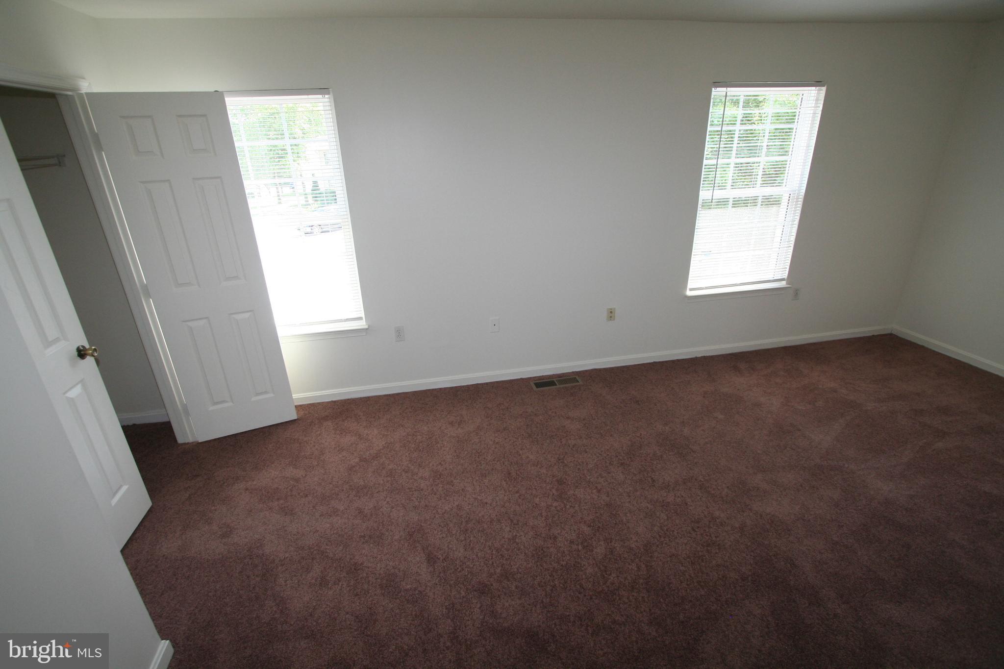 HAMLET WOODS - Residential Lease