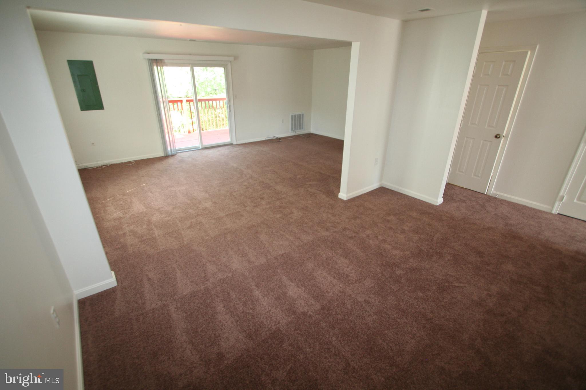 HAMLET WOODS - Residential Lease