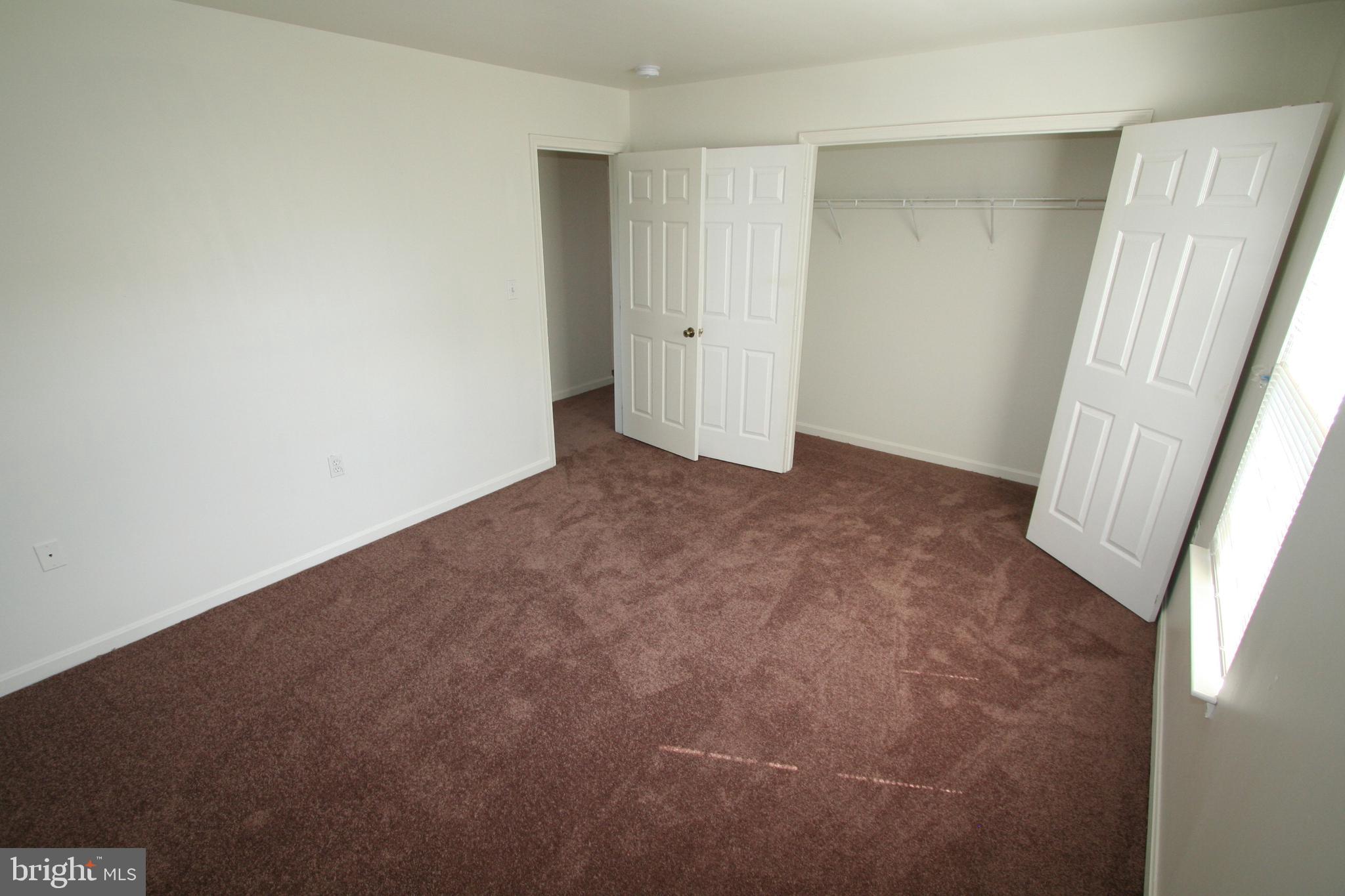 HAMLET WOODS - Residential Lease