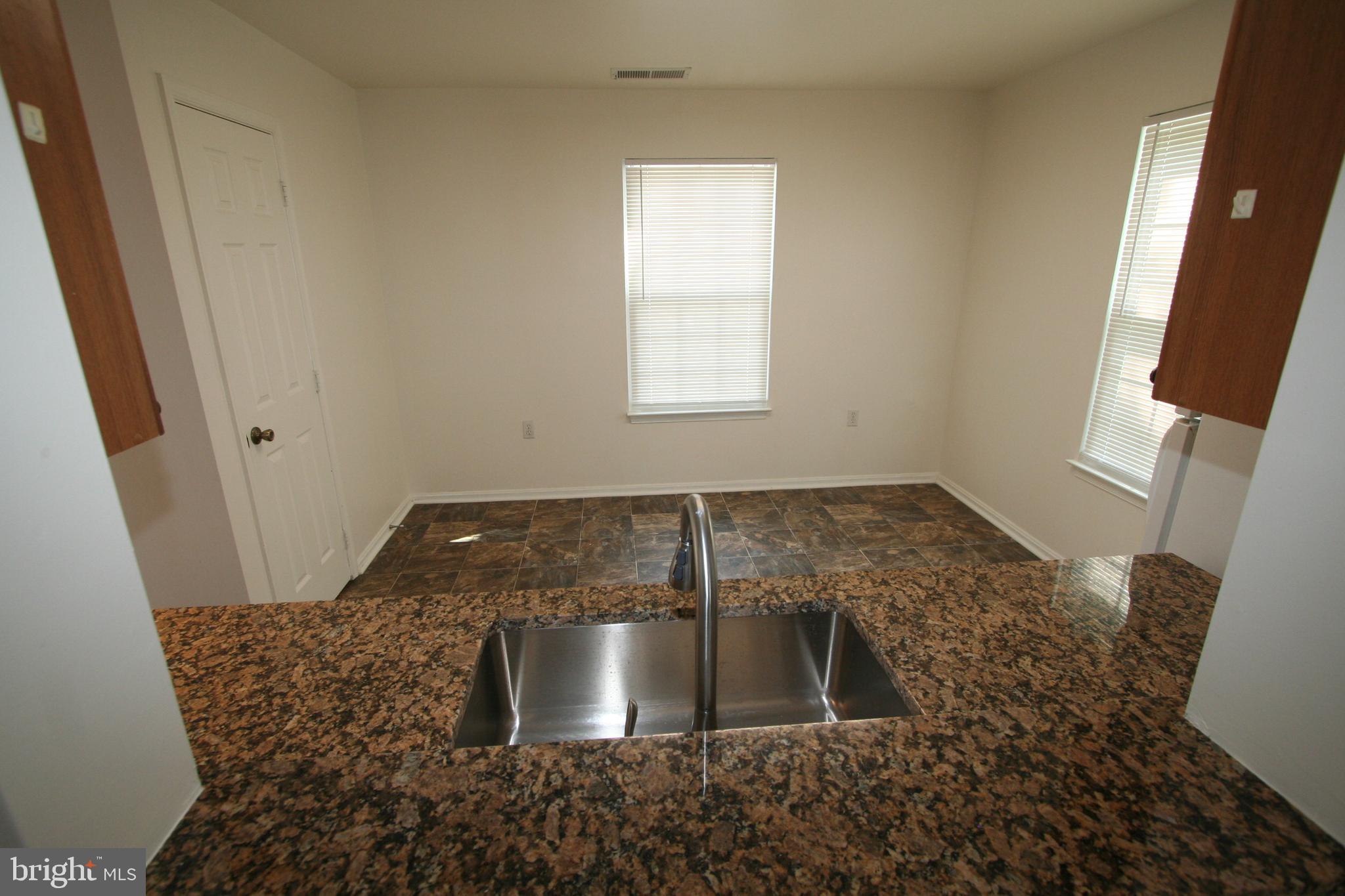 HAMLET WOODS - Residential Lease