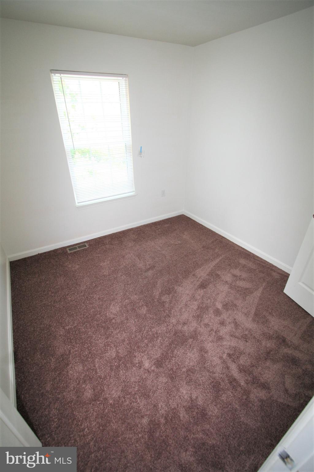 HAMLET WOODS - Residential Lease