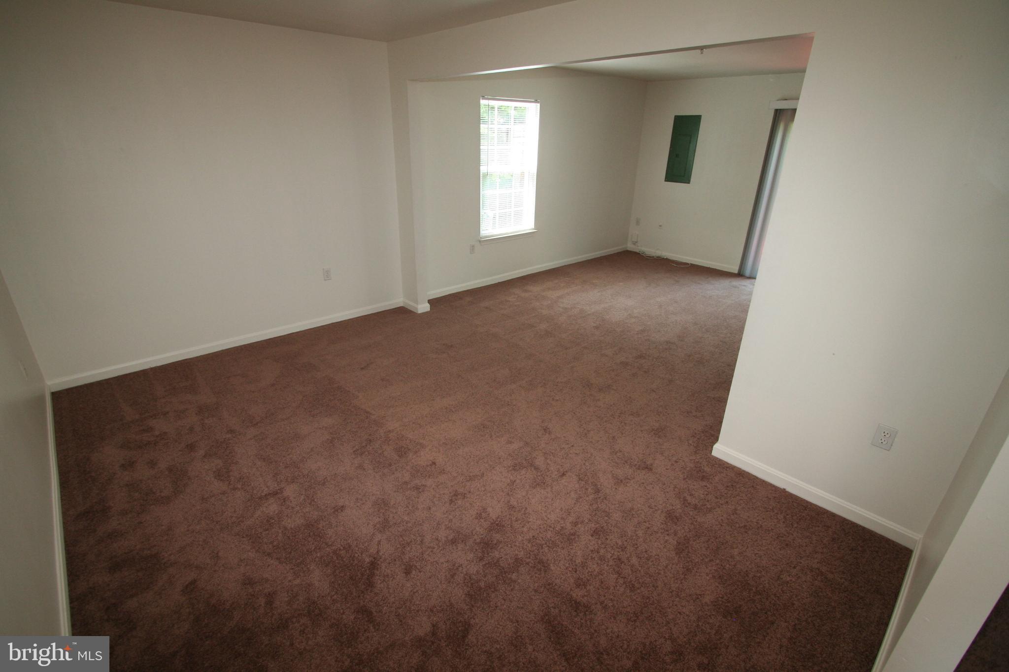 HAMLET WOODS - Residential Lease