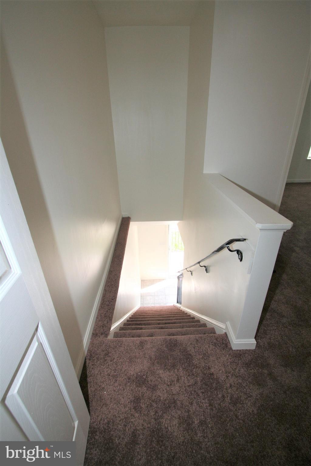 HAMLET WOODS - Residential Lease