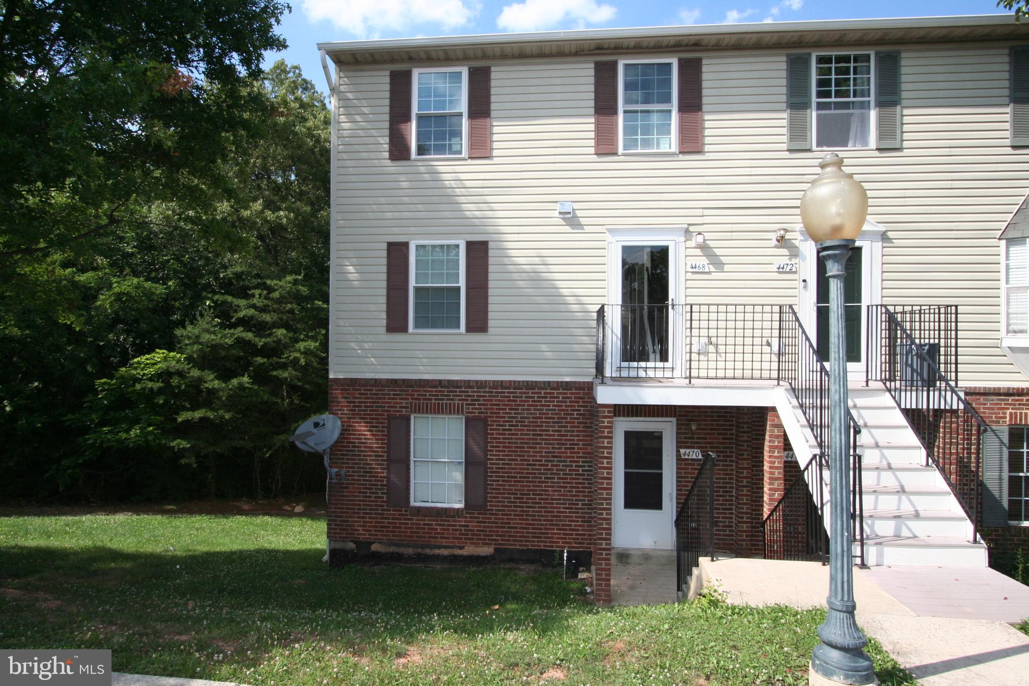 HAMLET WOODS - Residential Lease