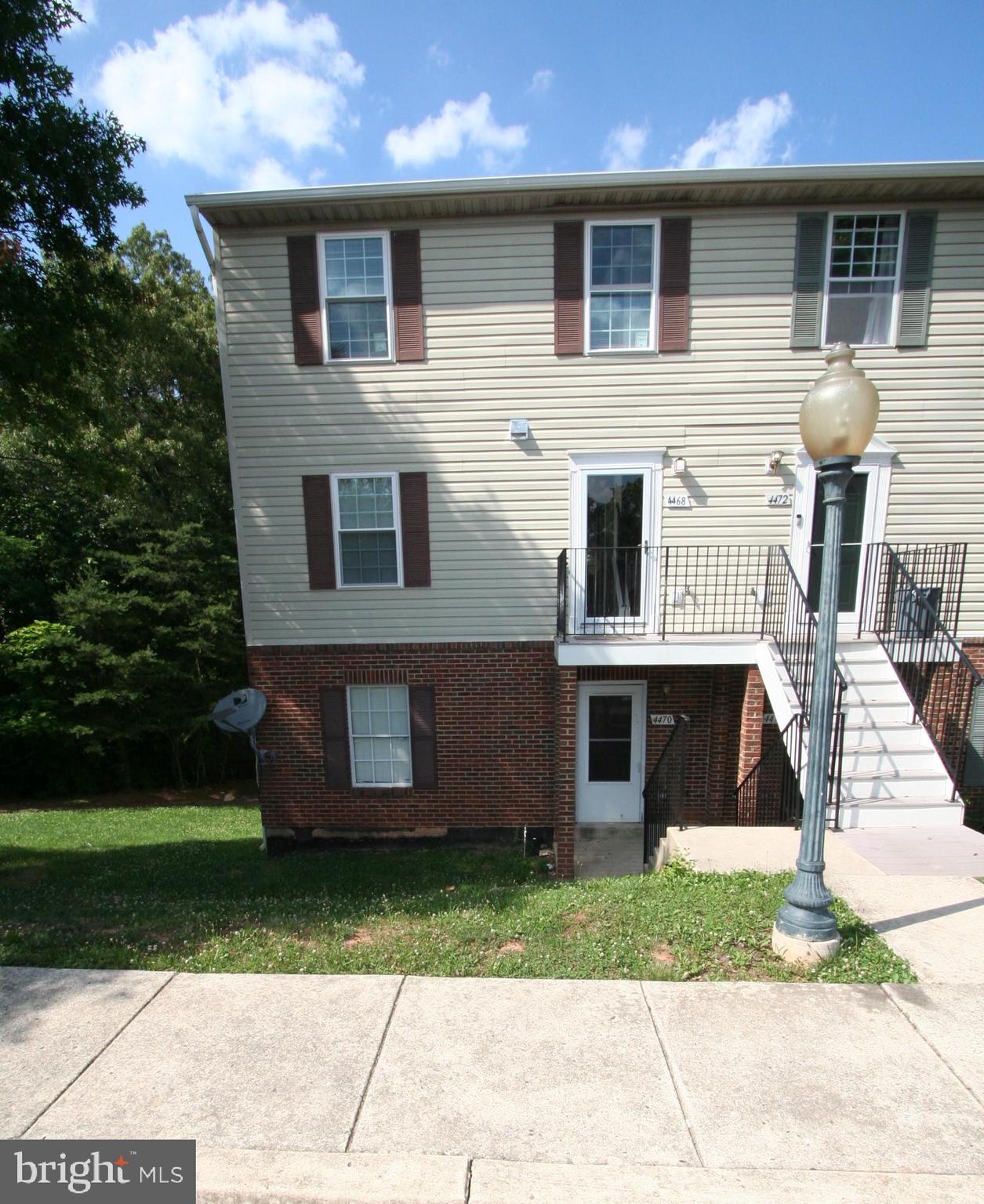 HAMLET WOODS - Residential Lease