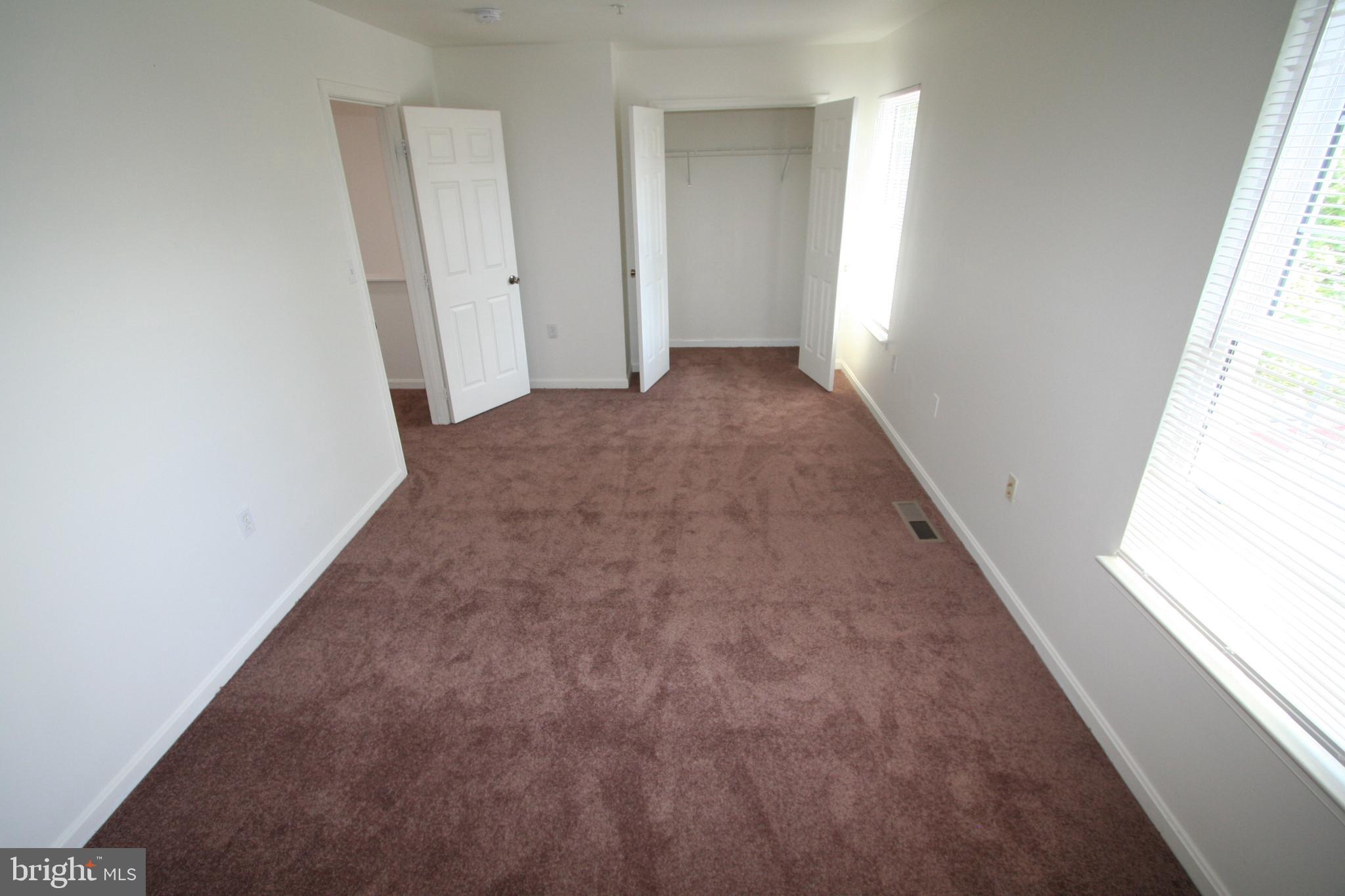 HAMLET WOODS - Residential Lease