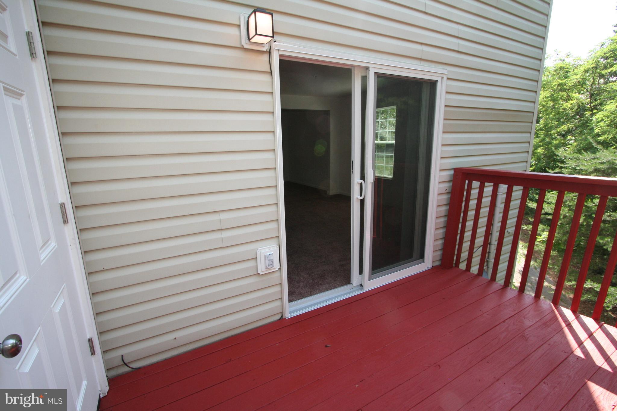 HAMLET WOODS - Residential Lease