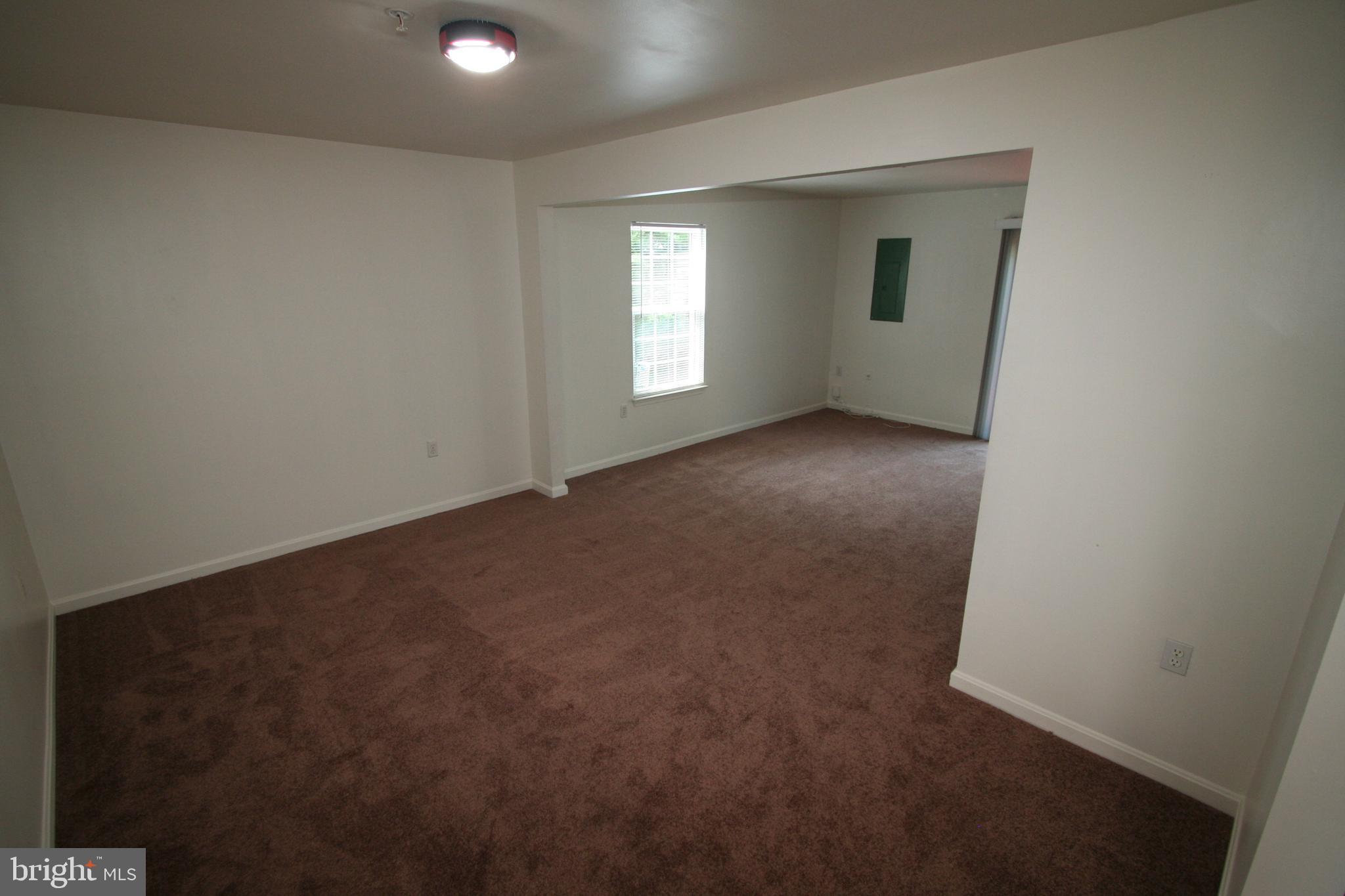 HAMLET WOODS - Residential Lease