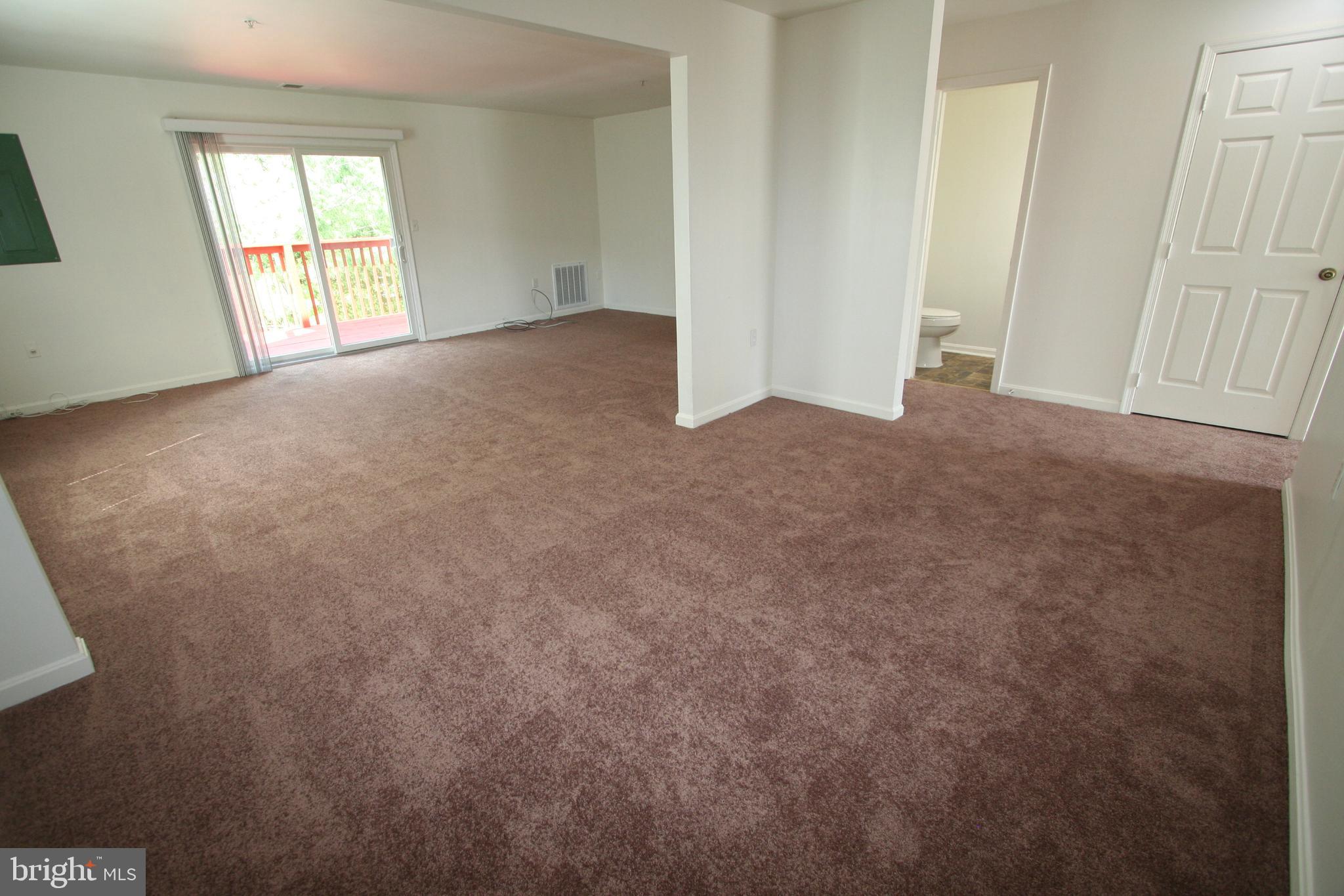 HAMLET WOODS - Residential Lease