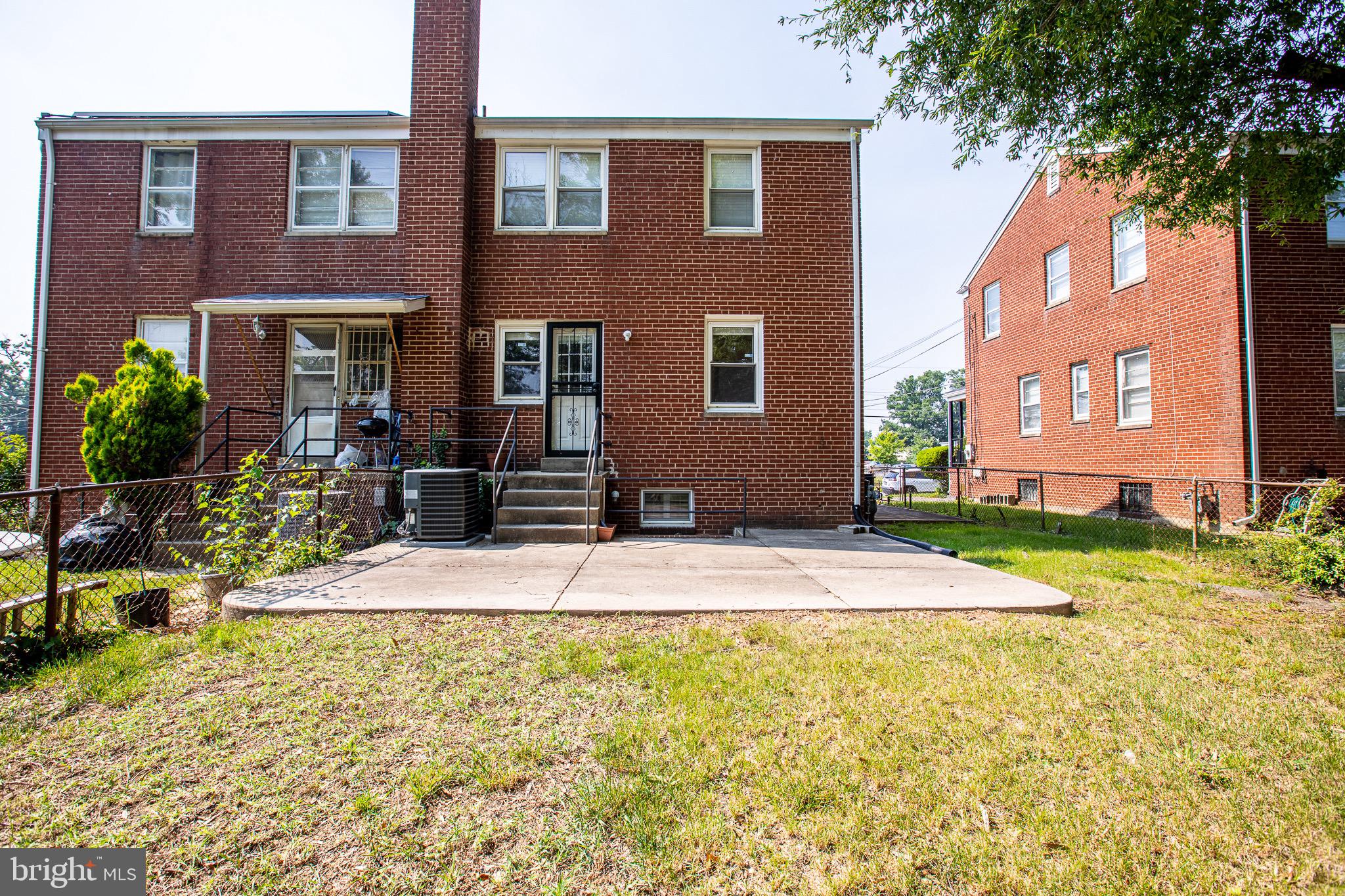 TEMPLE HILLS - Residential Lease