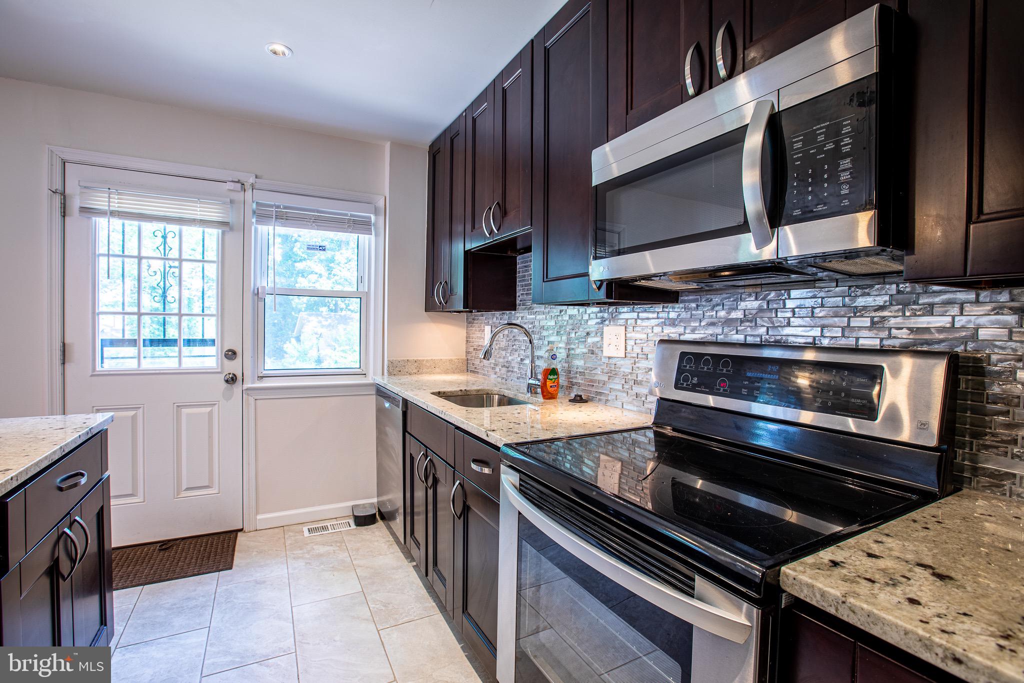 TEMPLE HILLS - Residential Lease