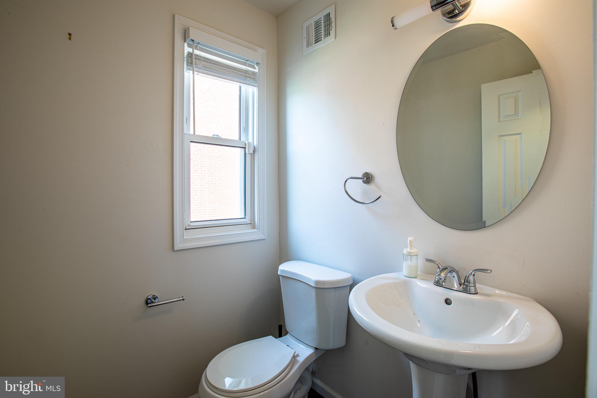 TEMPLE HILLS - Residential Lease