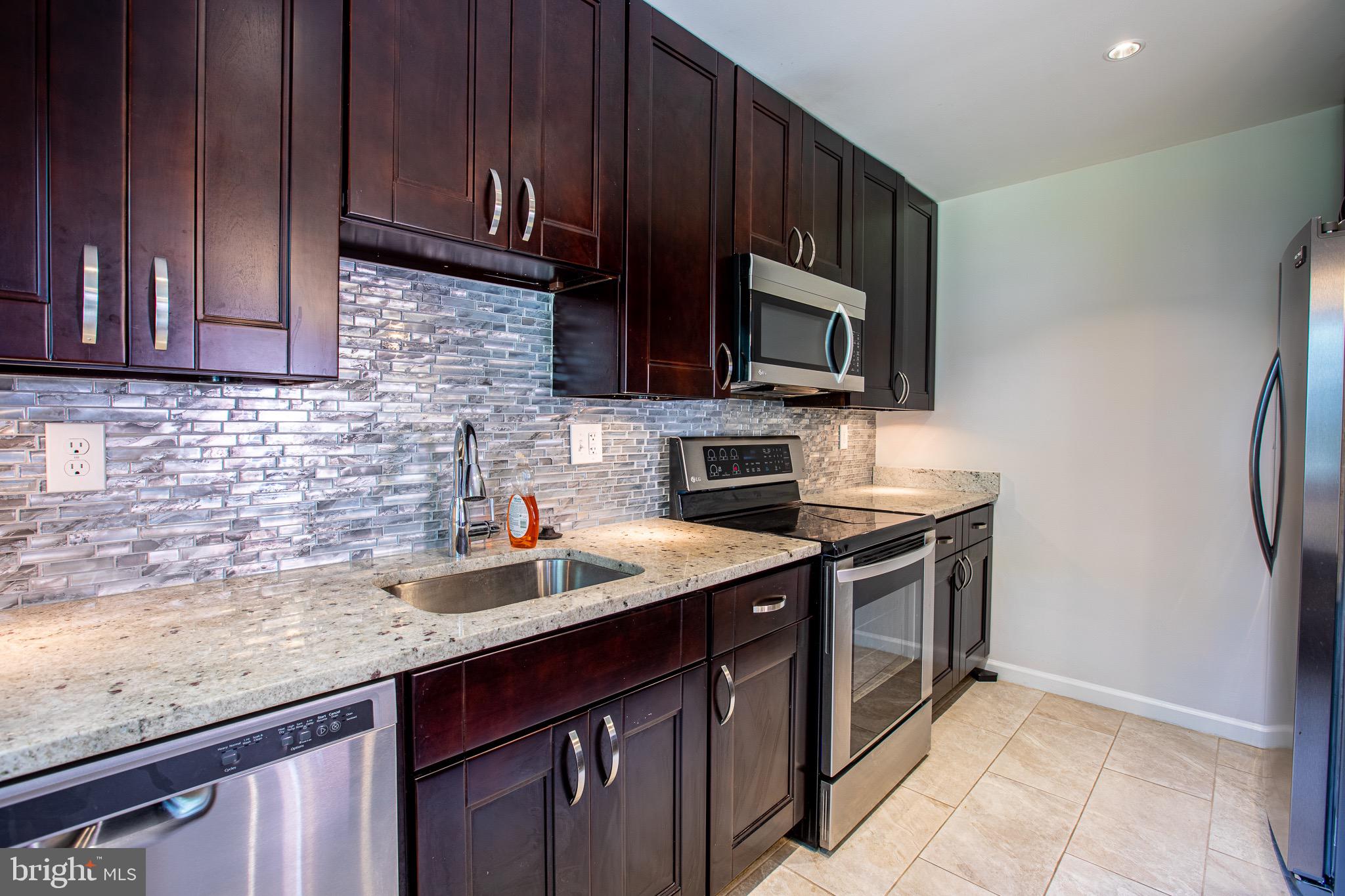 TEMPLE HILLS - Residential Lease