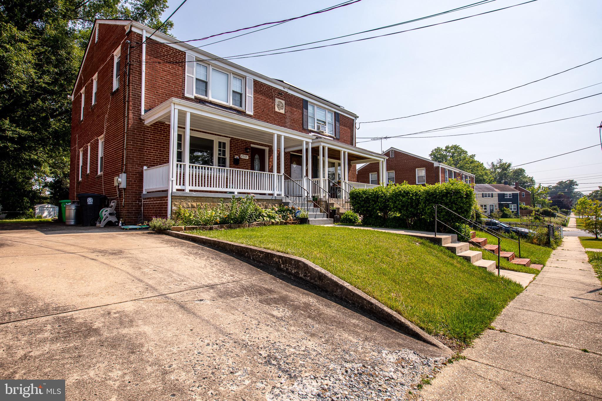 TEMPLE HILLS - Residential Lease