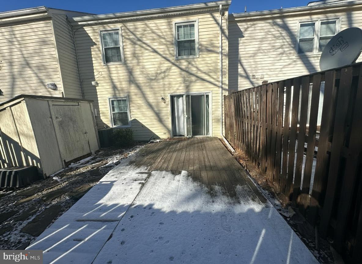 BRISTOE STATION - Residential Lease