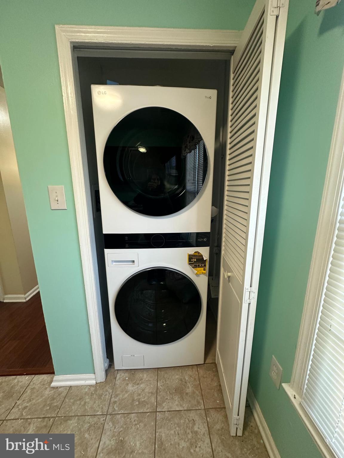 BRISTOE STATION - Residential Lease