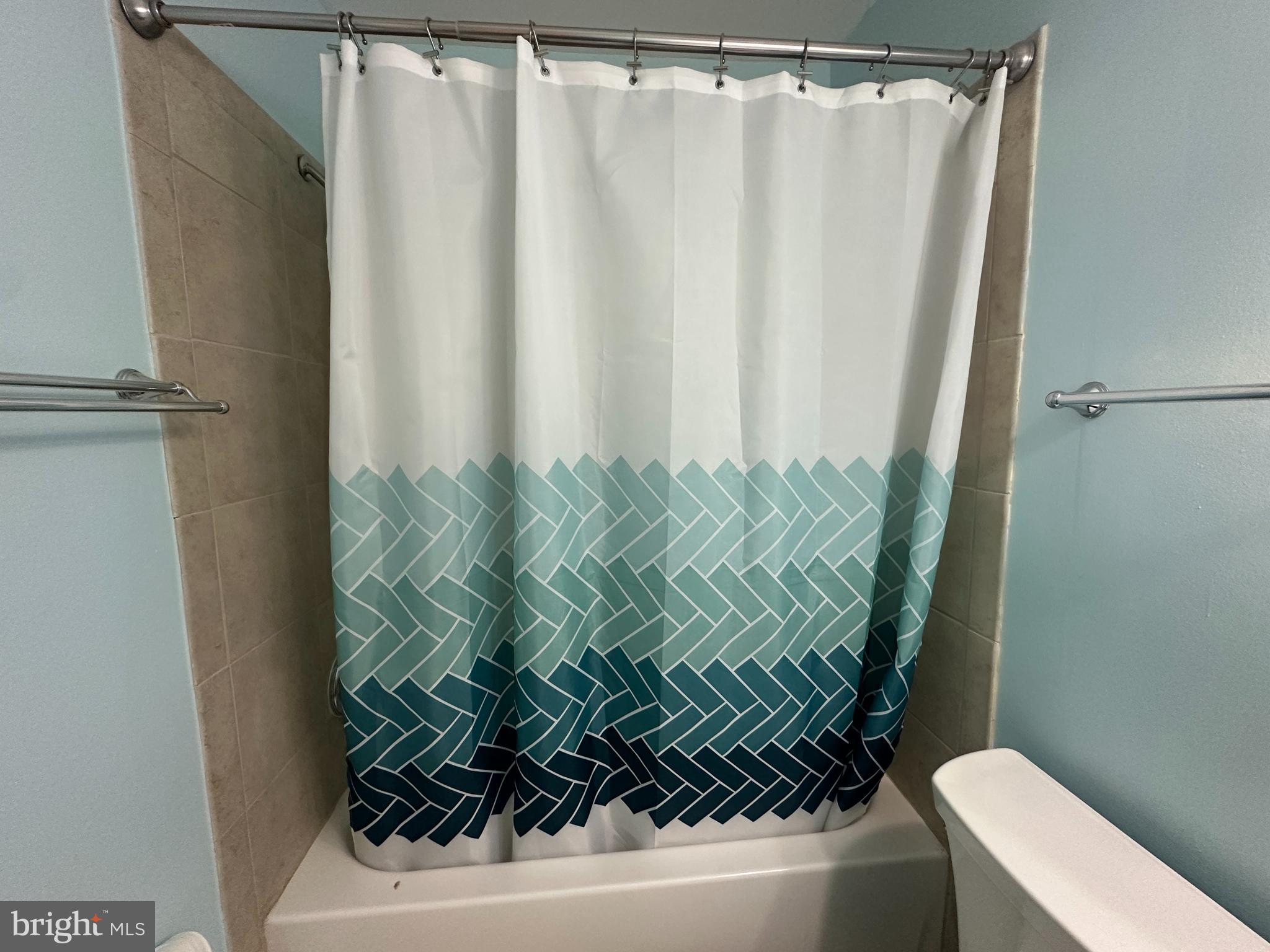 BRISTOE STATION - Residential Lease