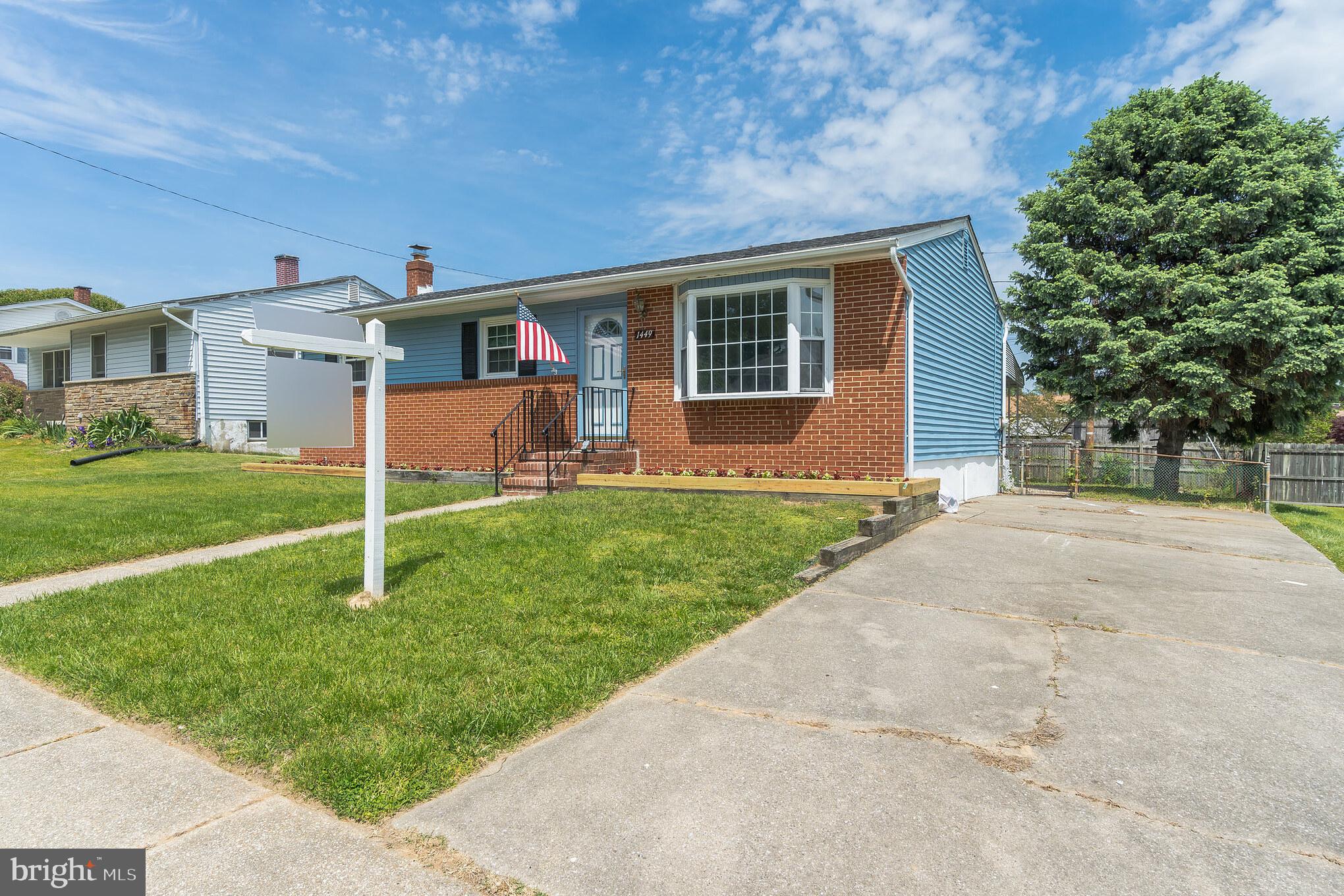 PLEASANTVILLE - Residential