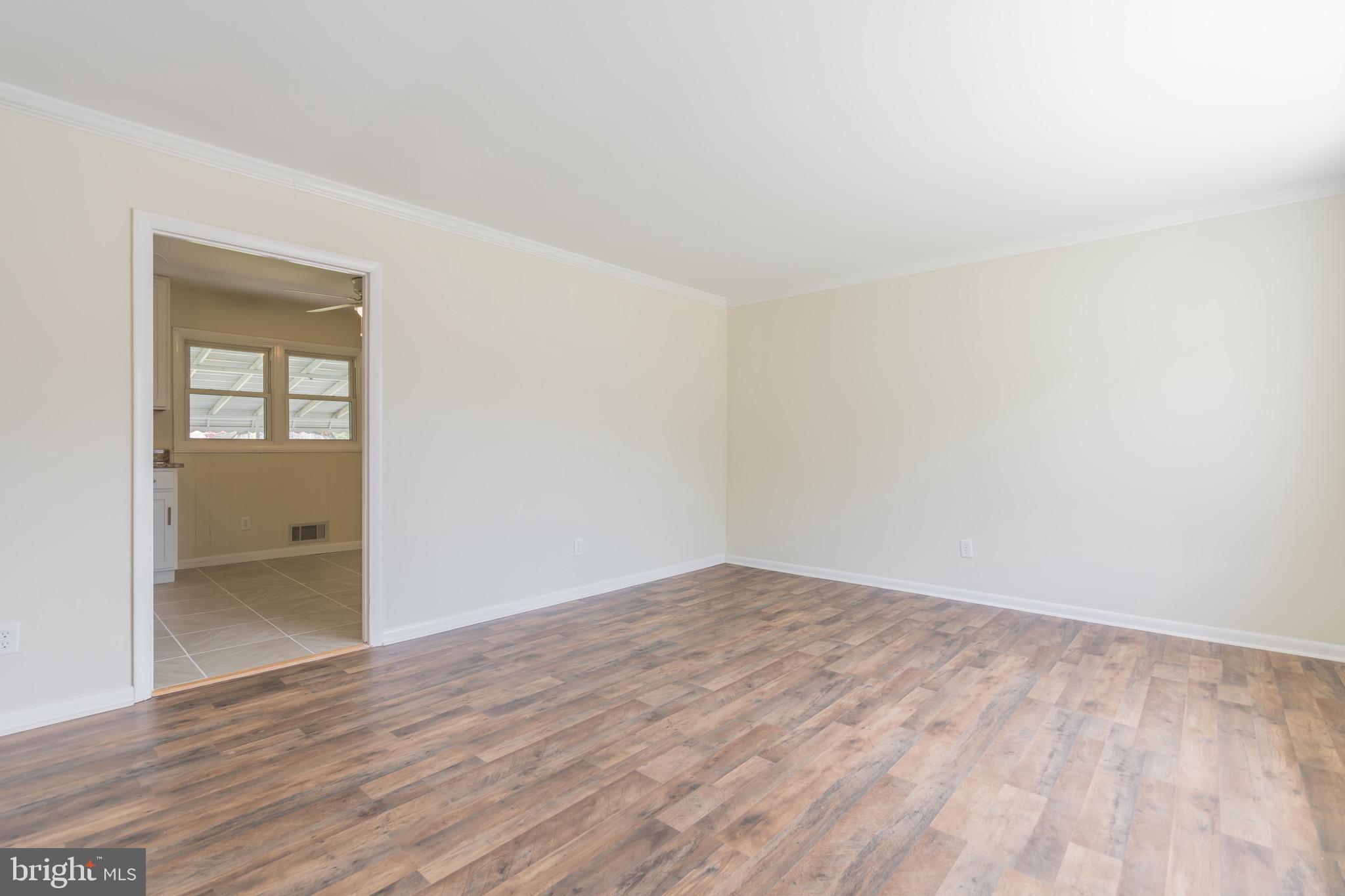 PLEASANTVILLE - Residential