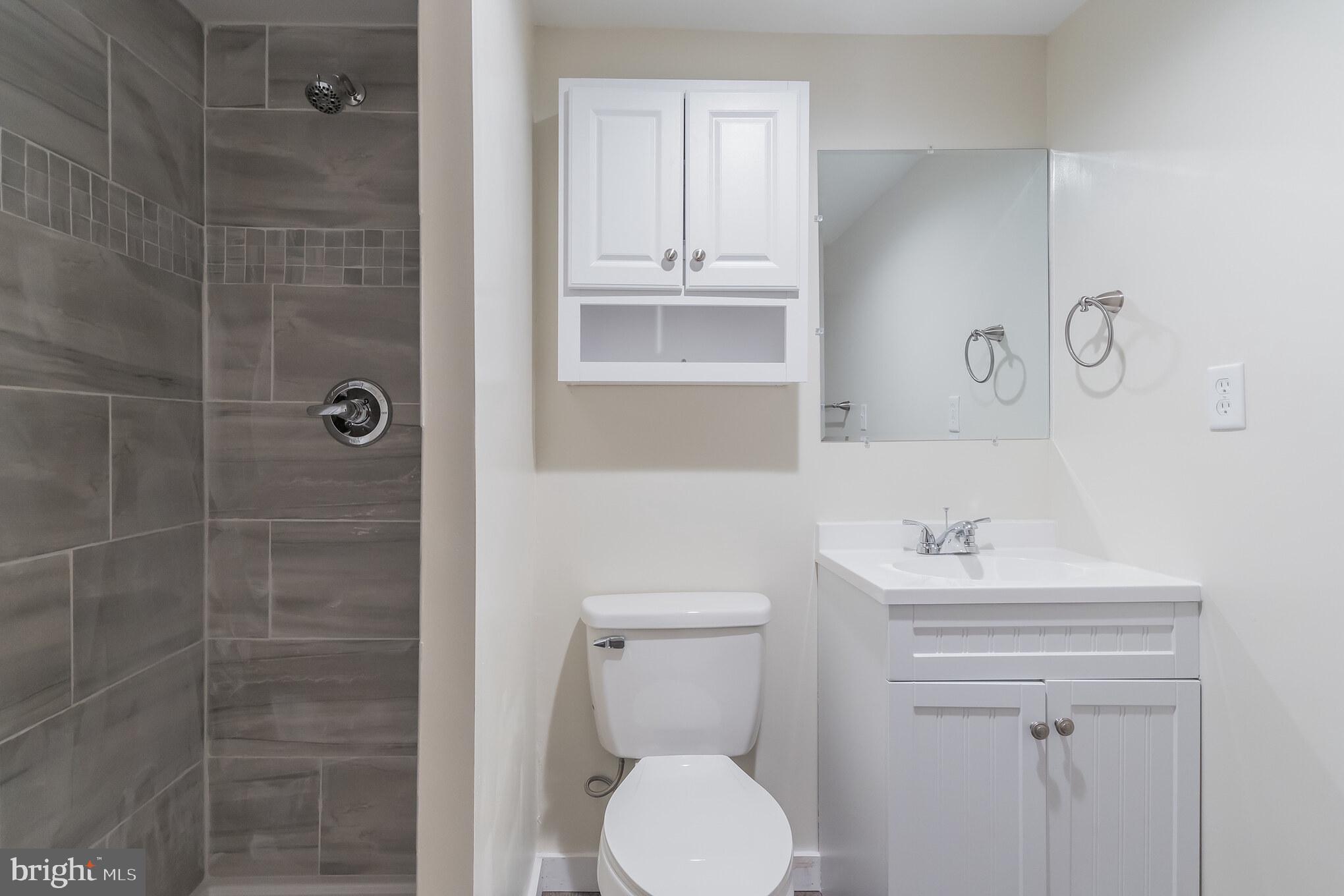 PLEASANTVILLE - Residential