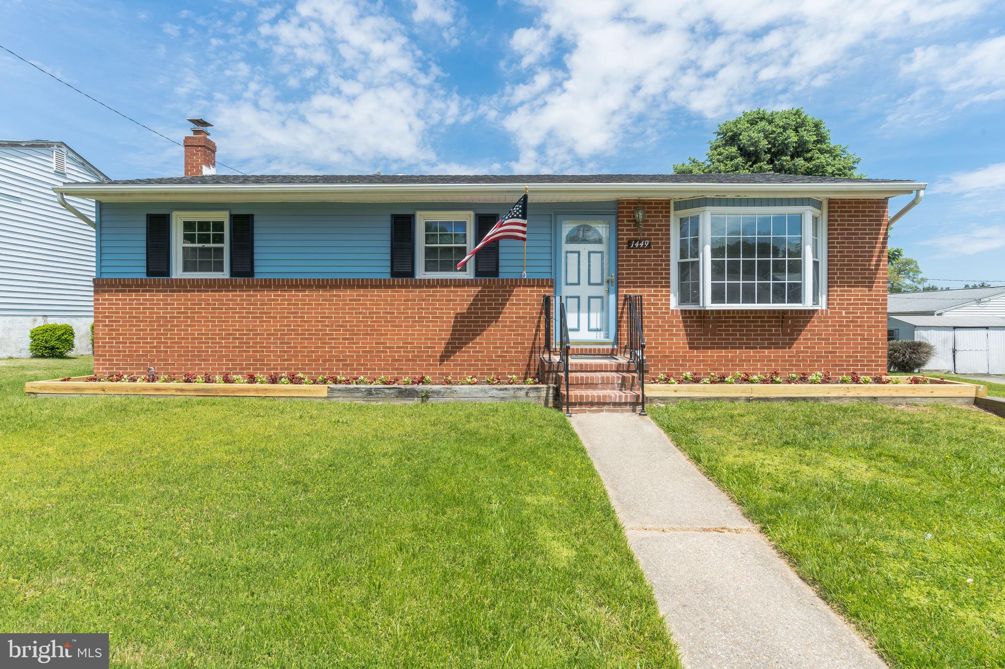 PLEASANTVILLE - Residential