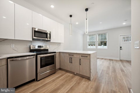 Condo For Rent - 610 N Union Street #1<br/> PHILADELPHIA, PA 19104