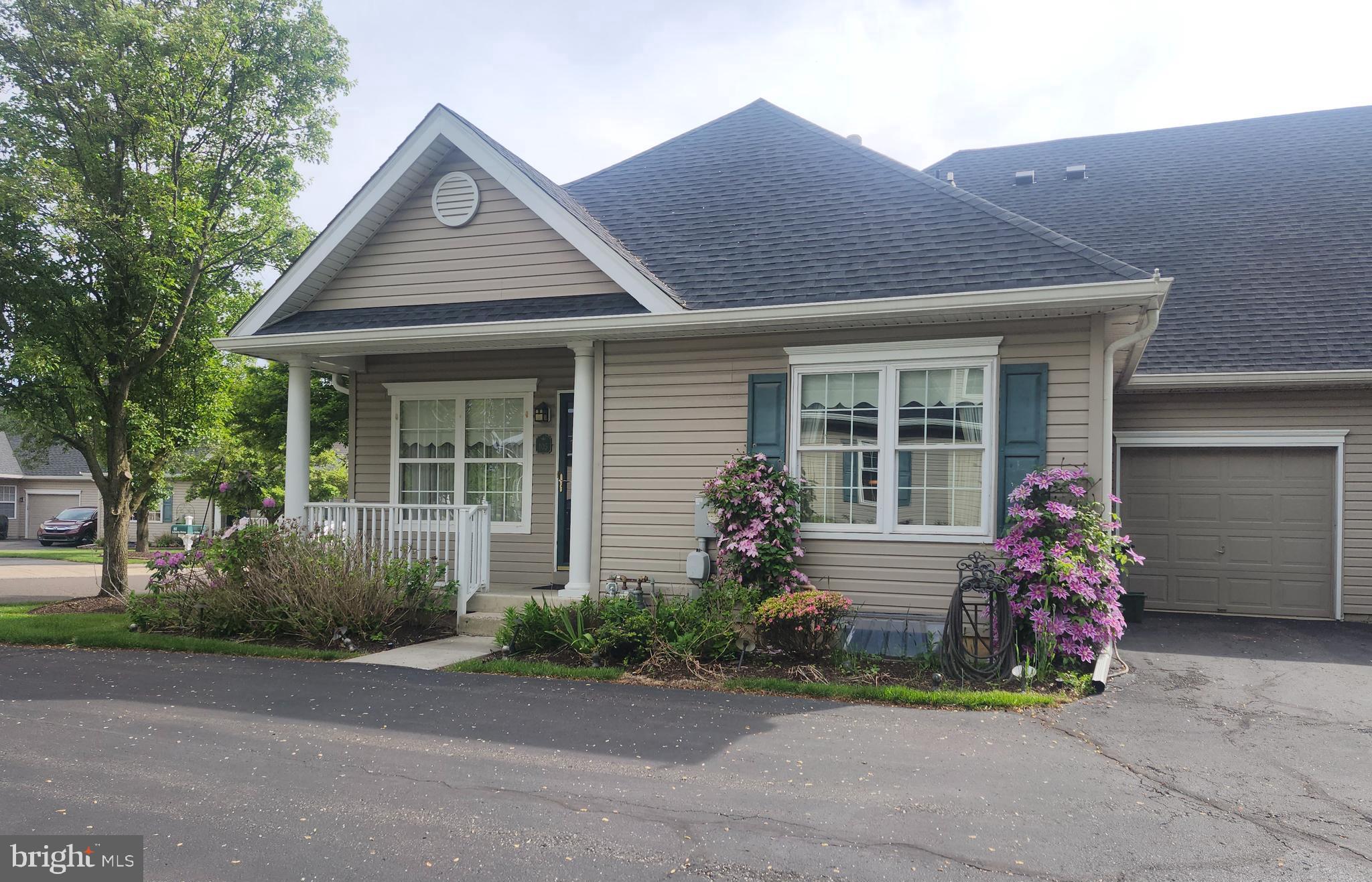 CHANCELLOR GLEN - Residential