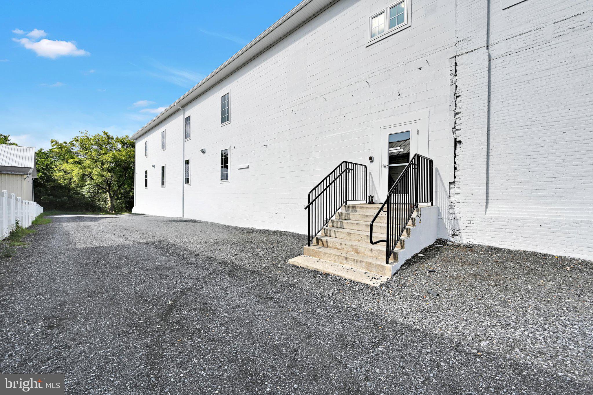 236 W MARKET STREET