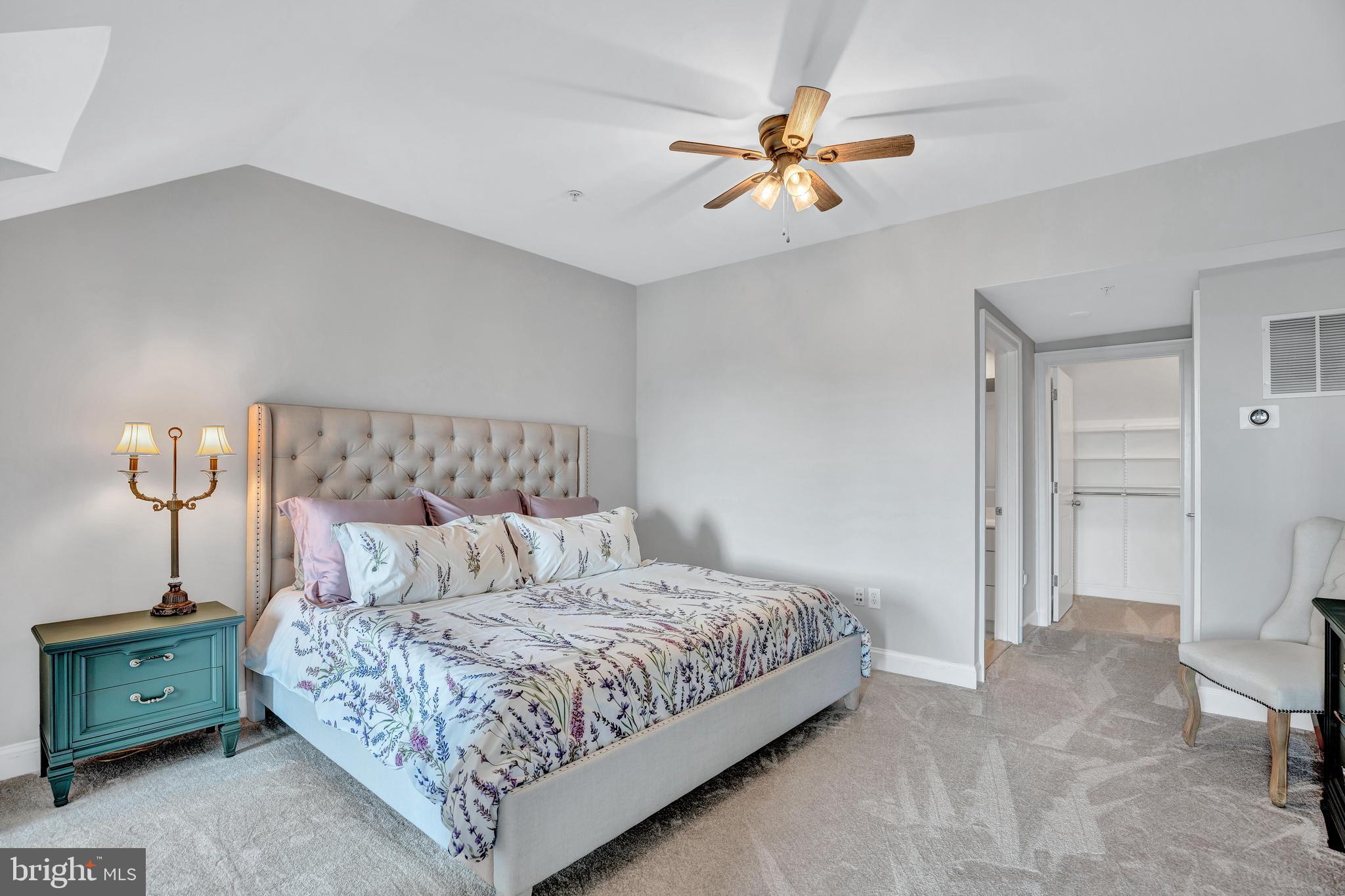 OLD TOWN COURT - Residential