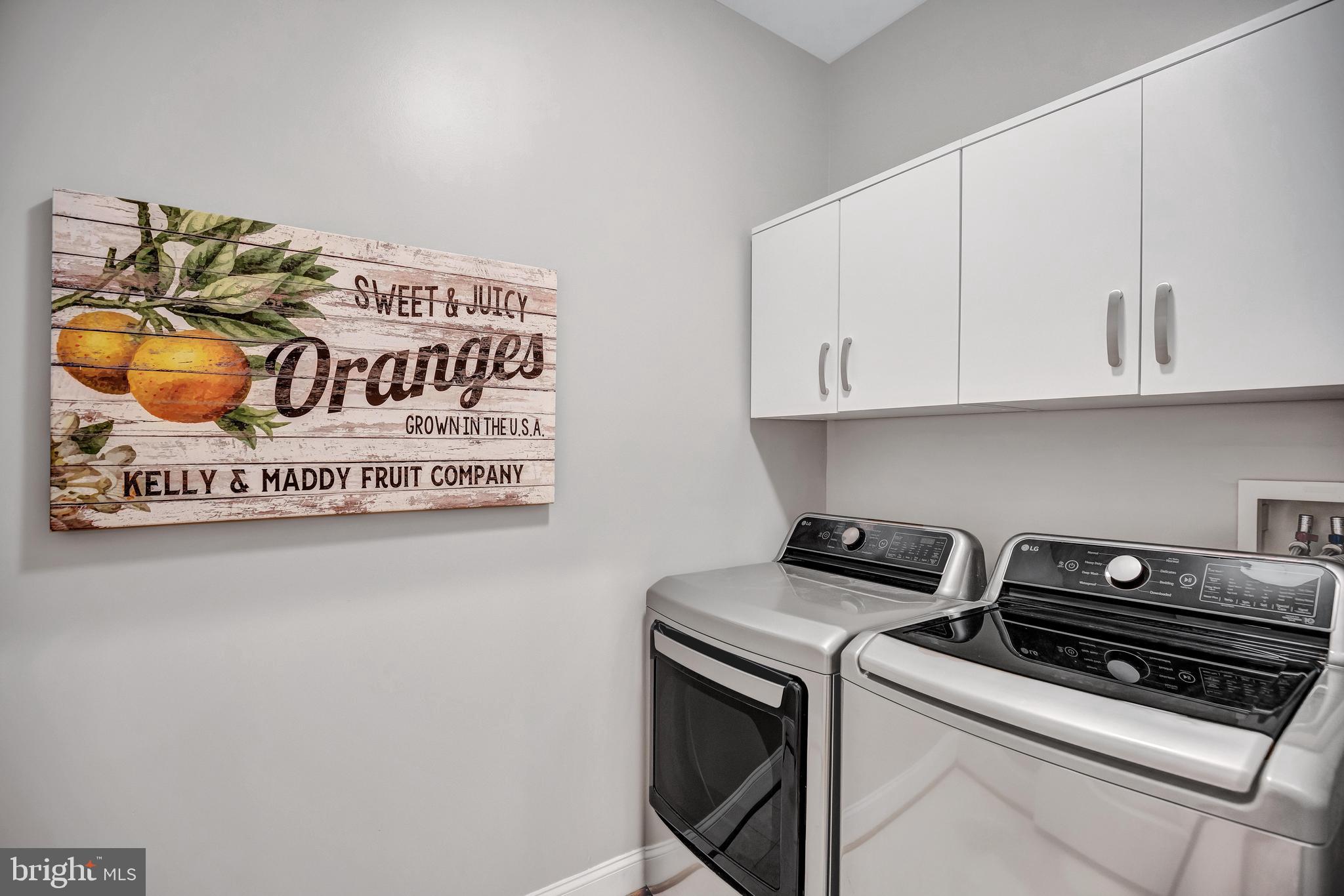 OLD TOWN COURT - Residential