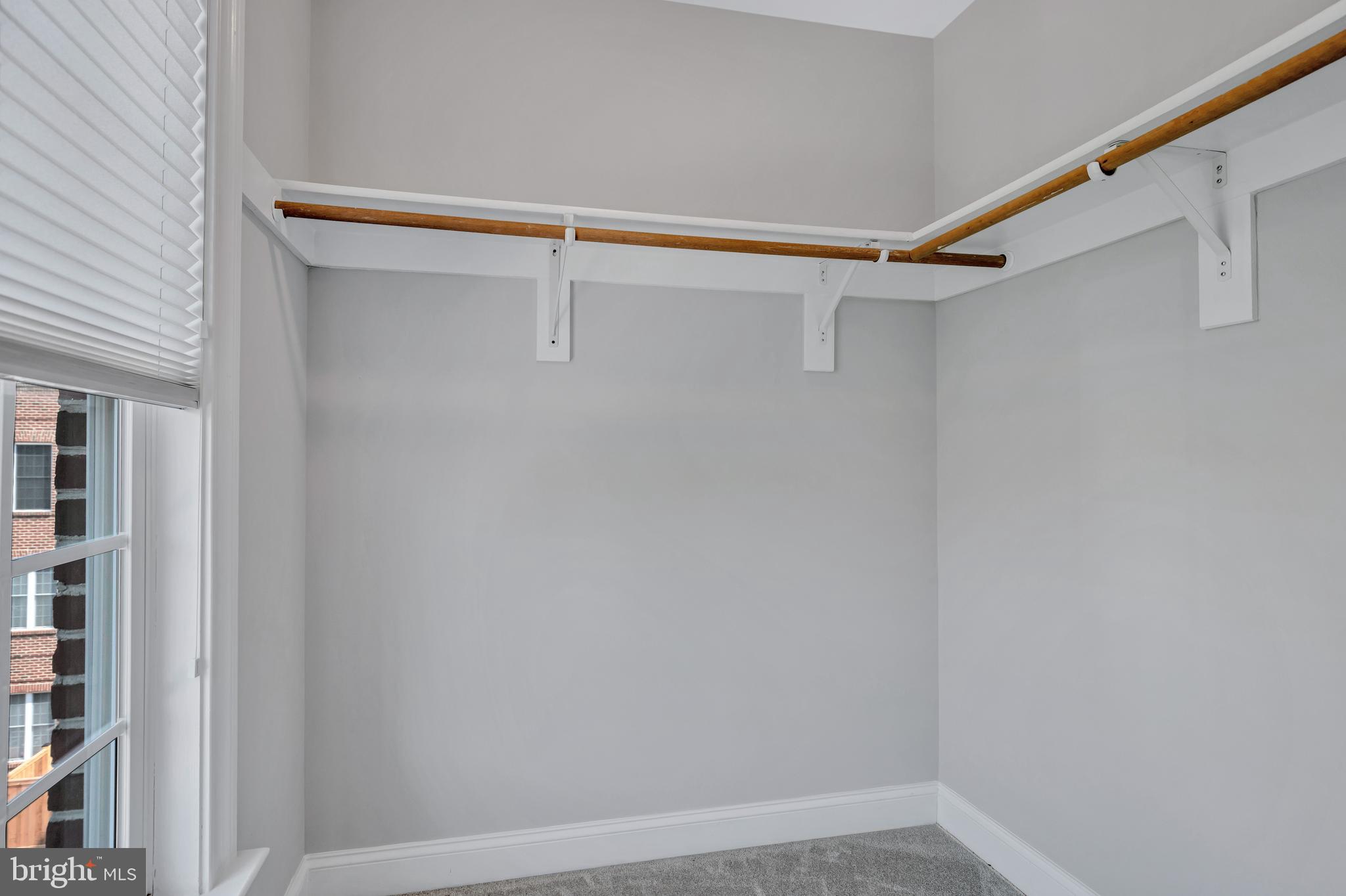 OLD TOWN COURT - Residential