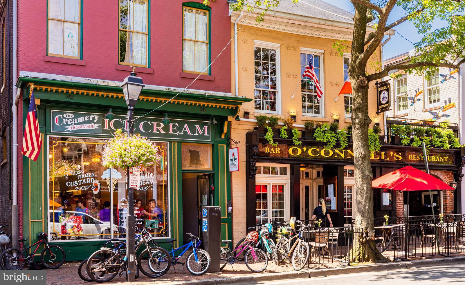 OLD TOWN COURT - Residential