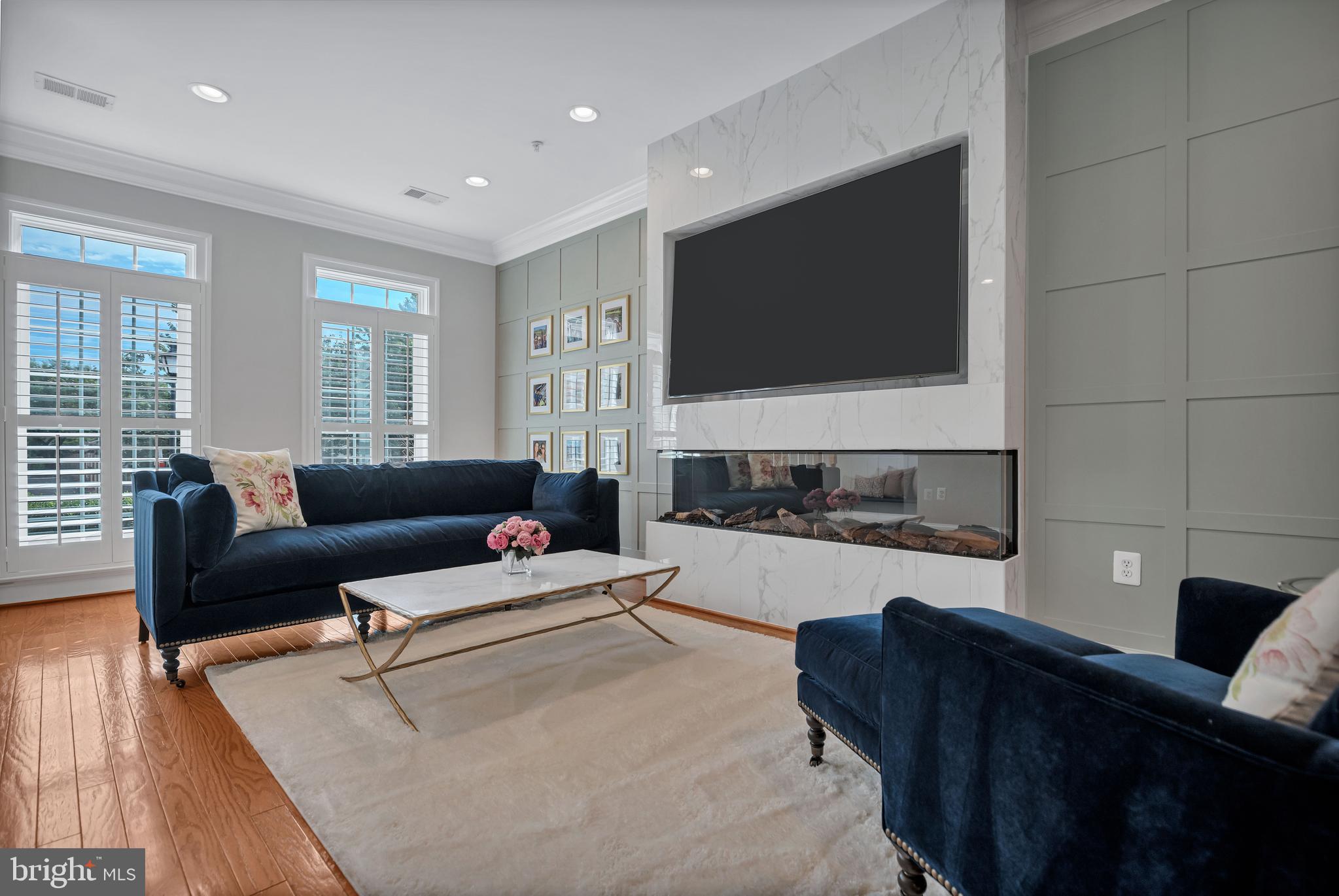 OLD TOWN COURT - Residential