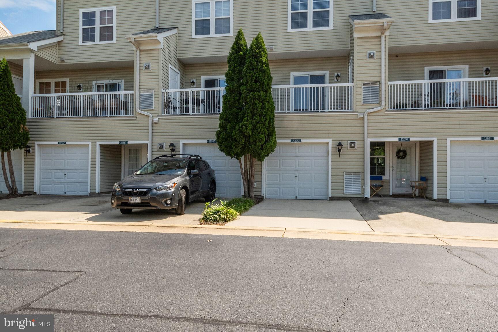 SUMMERFIELD - Residential