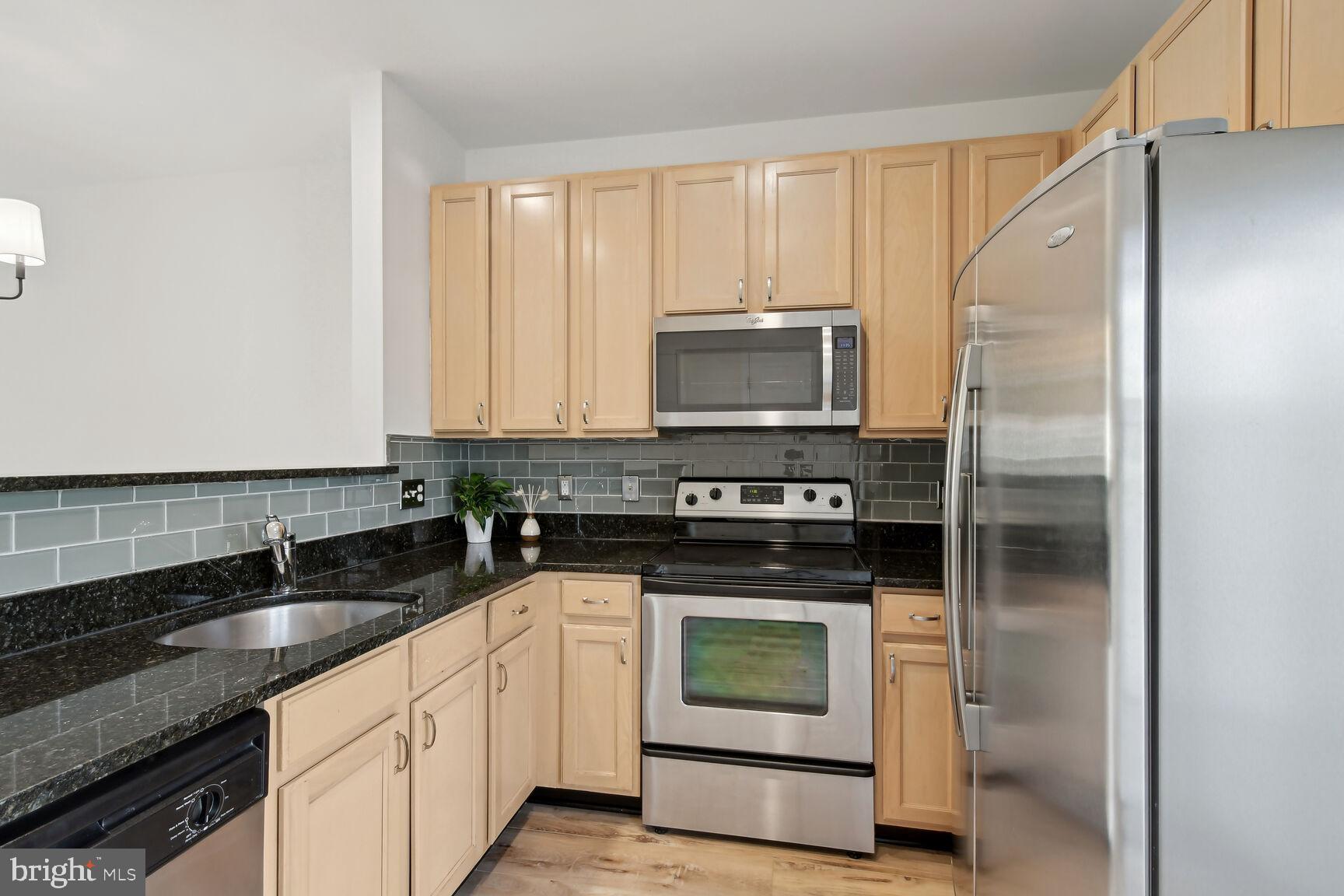 SUMMERFIELD - Residential