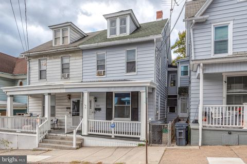 331 LOCUST STREET STEELTON PA 17113