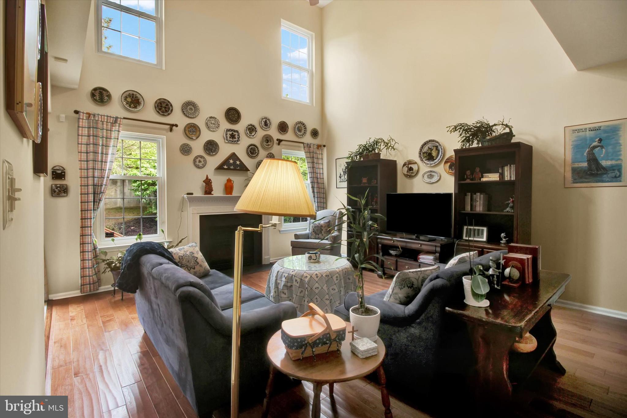 HAMPTON GREEN - Residential