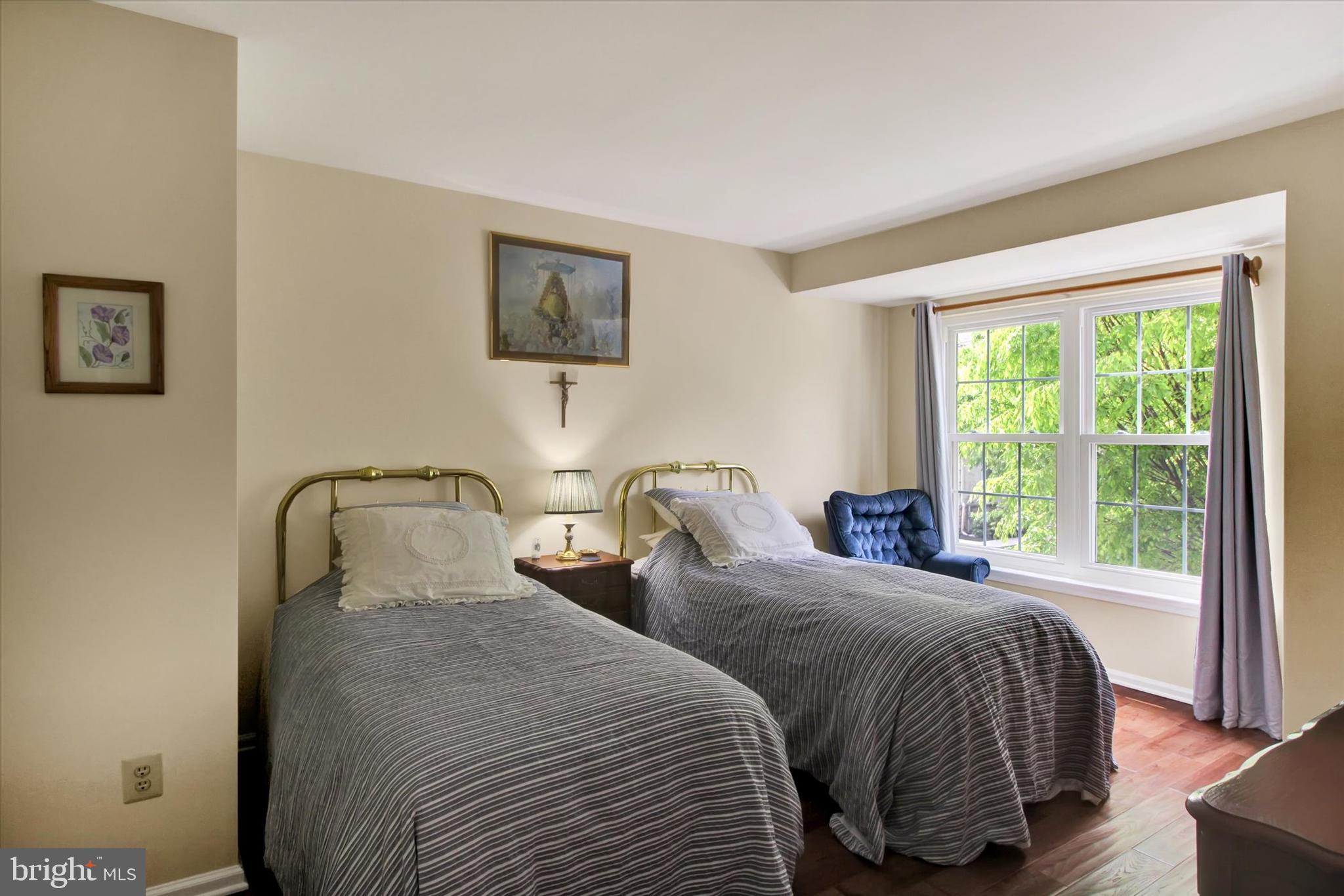 HAMPTON GREEN - Residential