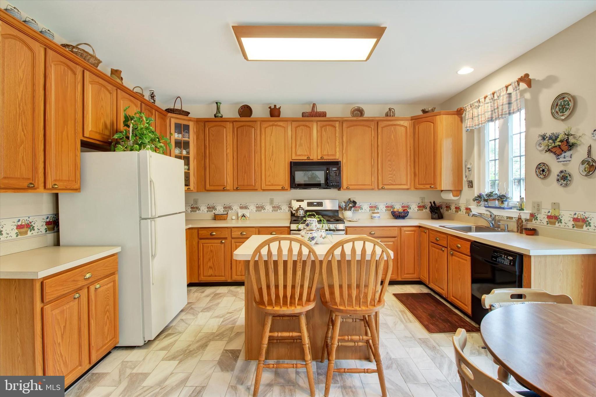 HAMPTON GREEN - Residential
