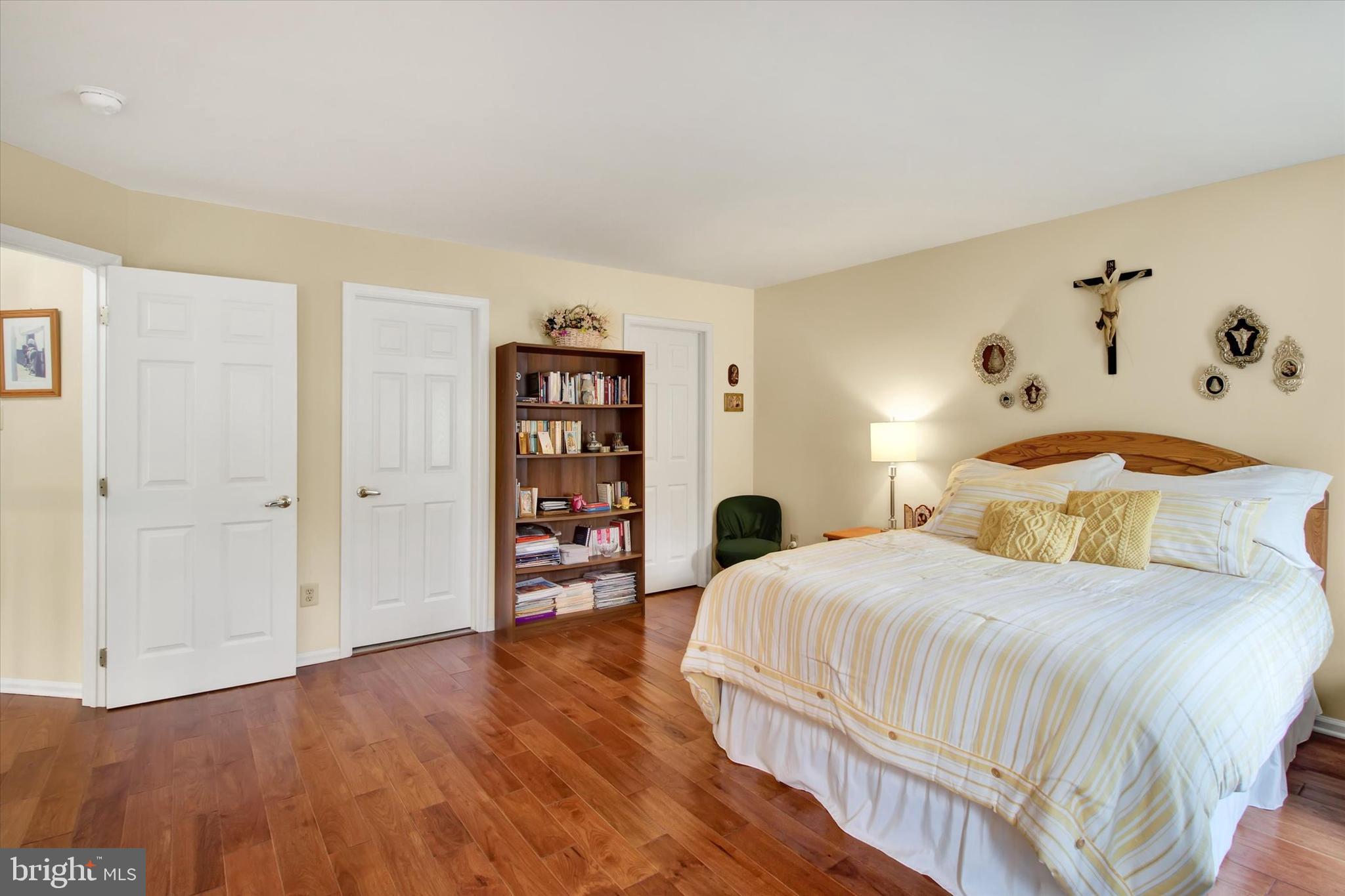 HAMPTON GREEN - Residential