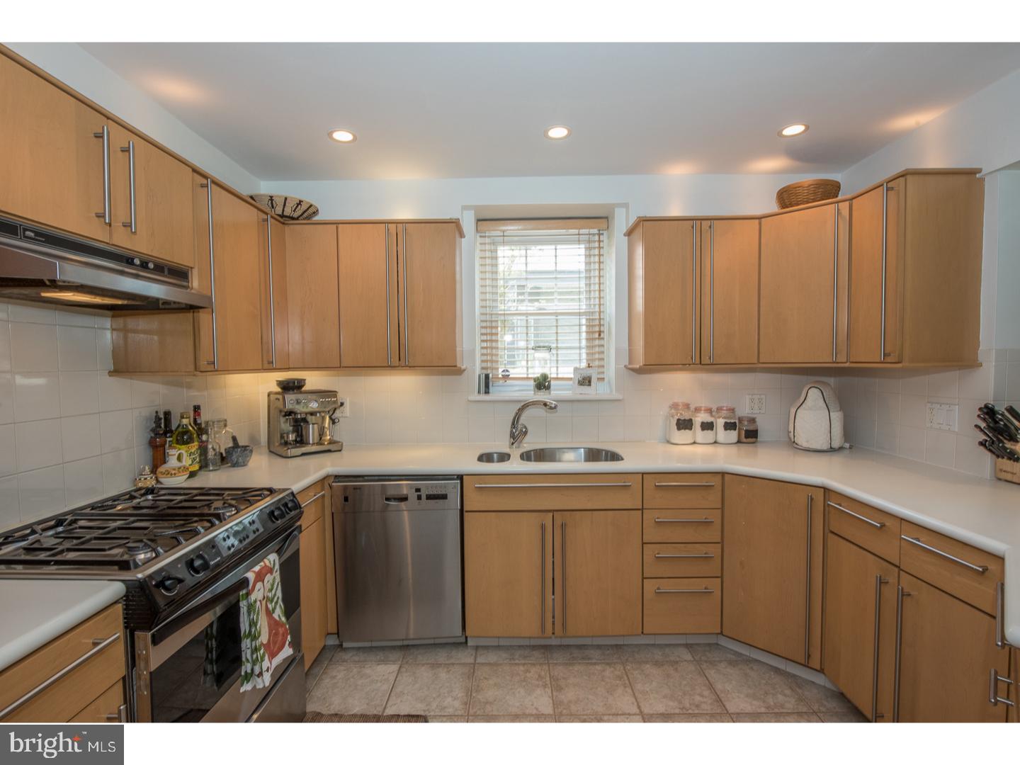 ELKINS PARK - Residential