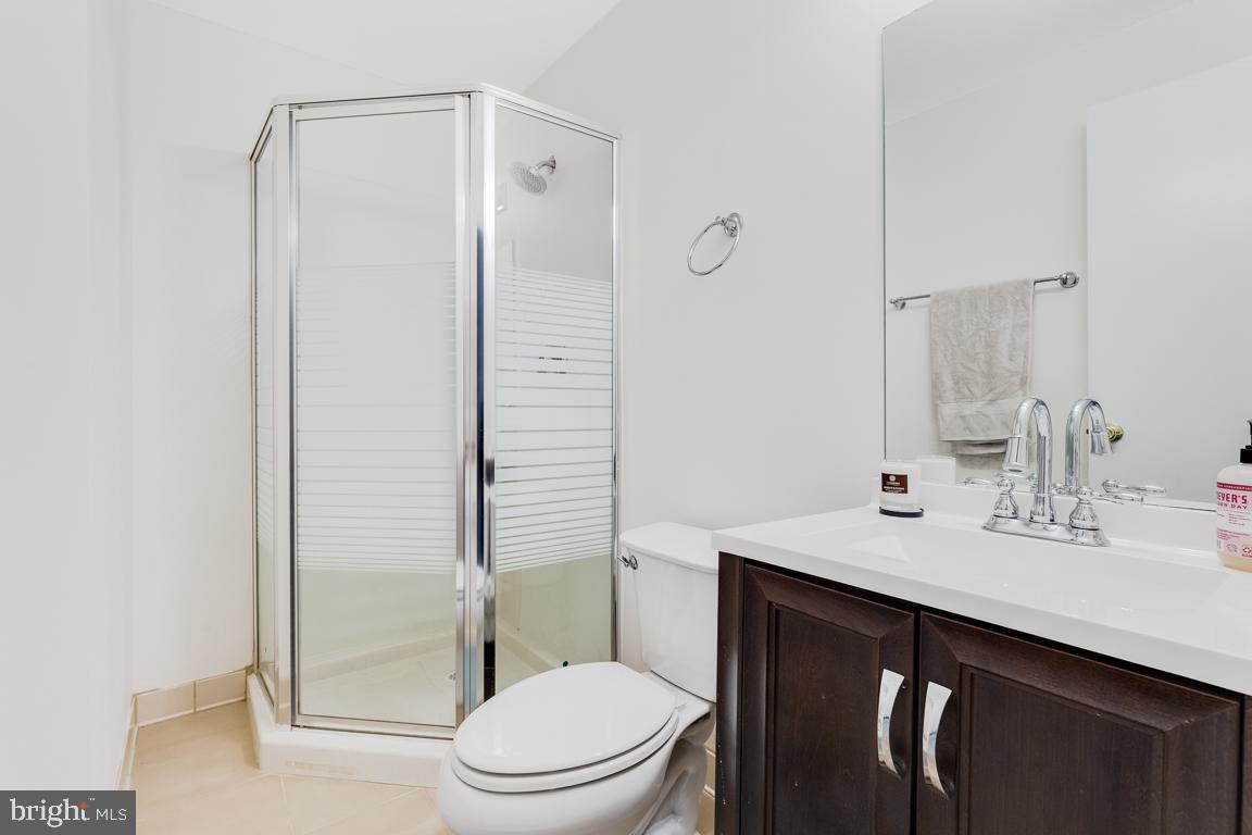 DEVONSHIRE TOWNHOMES - Residential