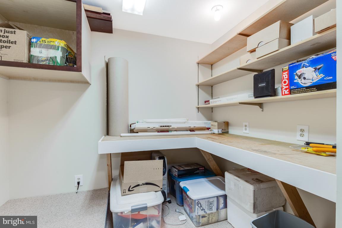 DEVONSHIRE TOWNHOMES - Residential