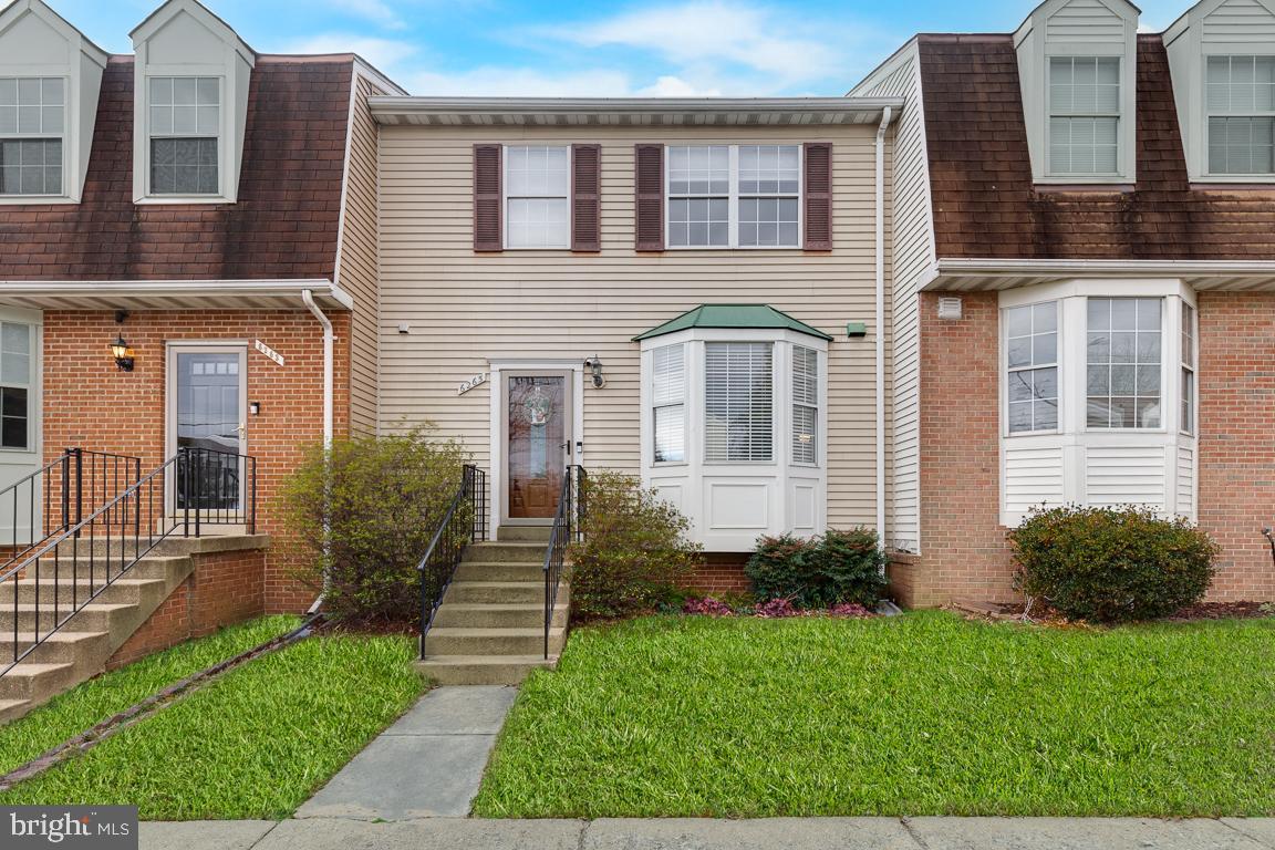 DEVONSHIRE TOWNHOMES - Residential