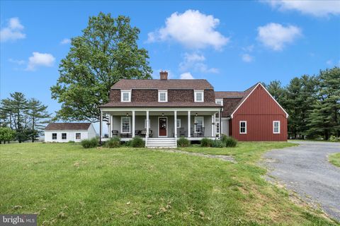 Photo of 5840 Catholic Church Road, JEFFERSON, MD 21755 (MLS # MDFR2080274)