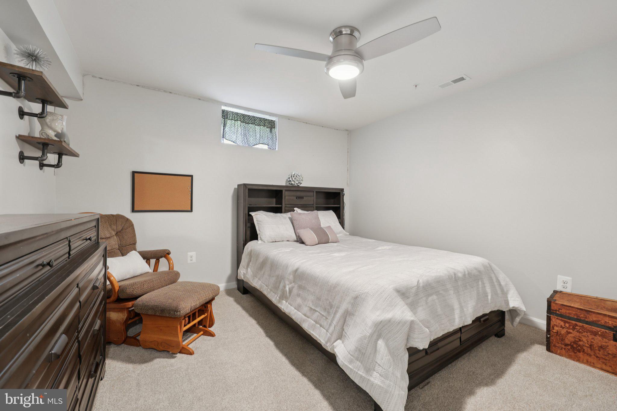 BEN OAKS - Residential