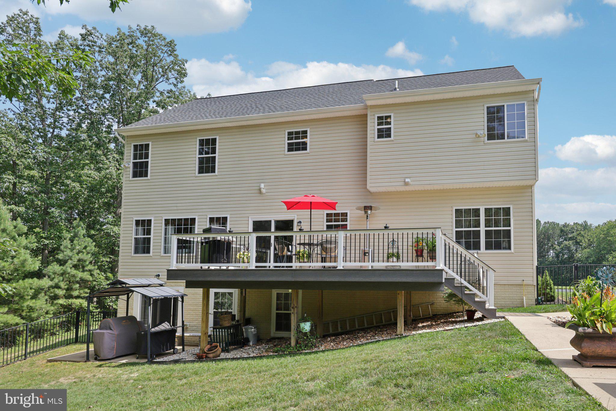 BEN OAKS - Residential