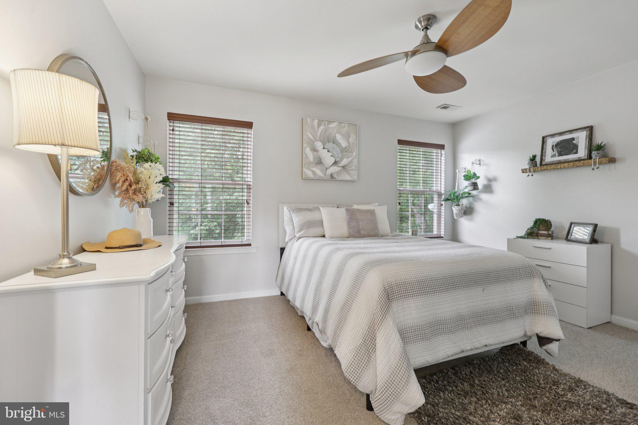 BEN OAKS - Residential