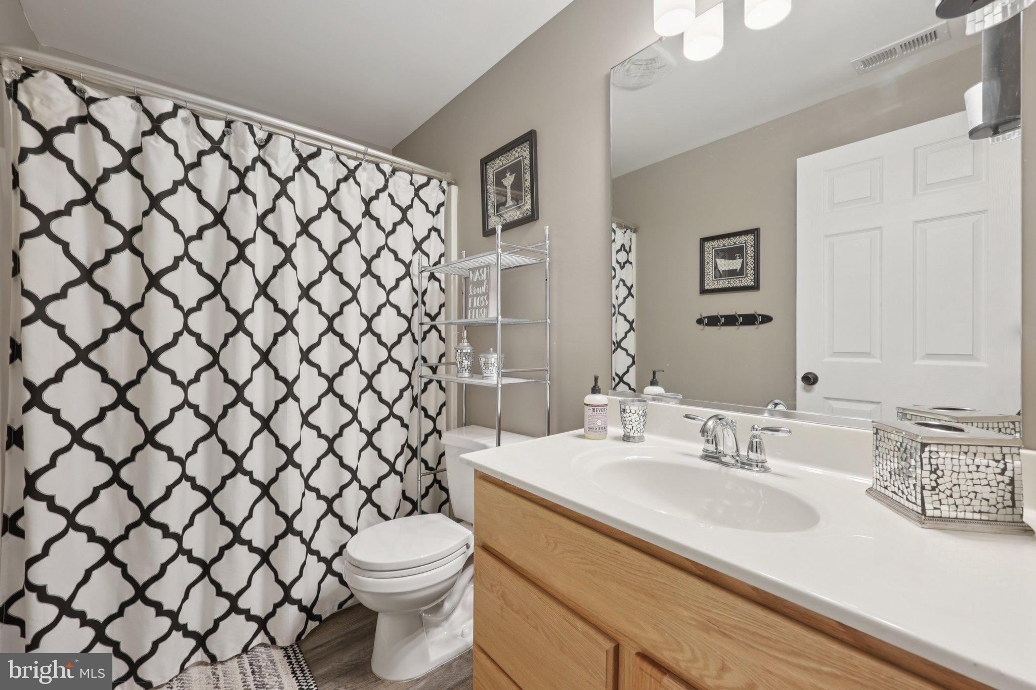 BEN OAKS - Residential